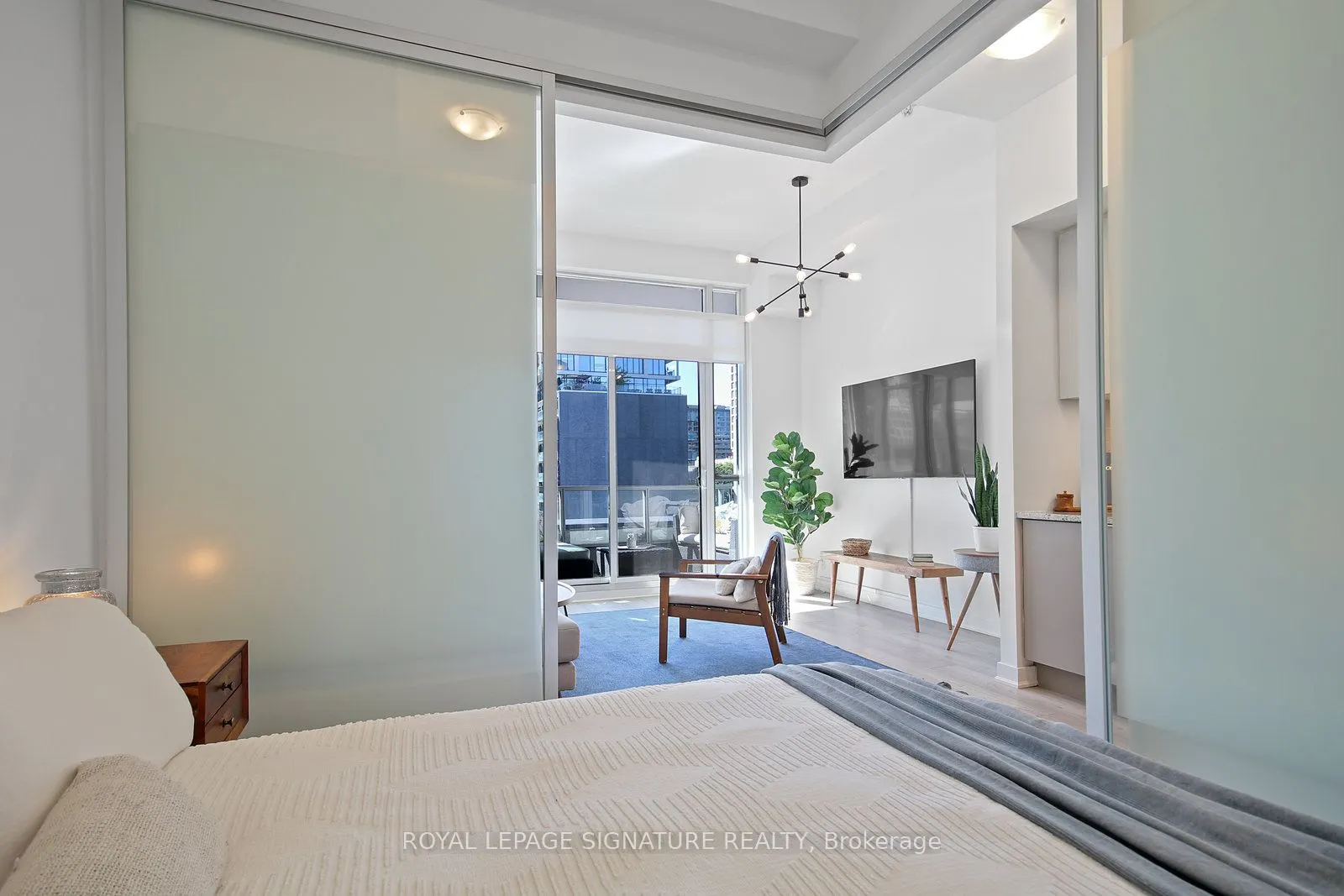 120 Parliament Street, #523