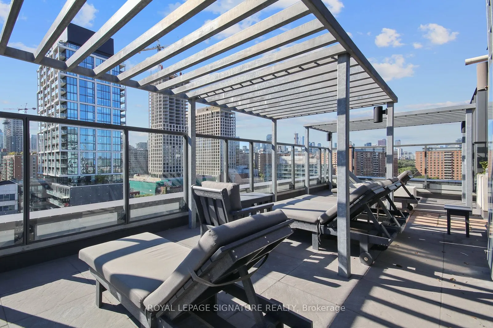 120 Parliament Street, #523