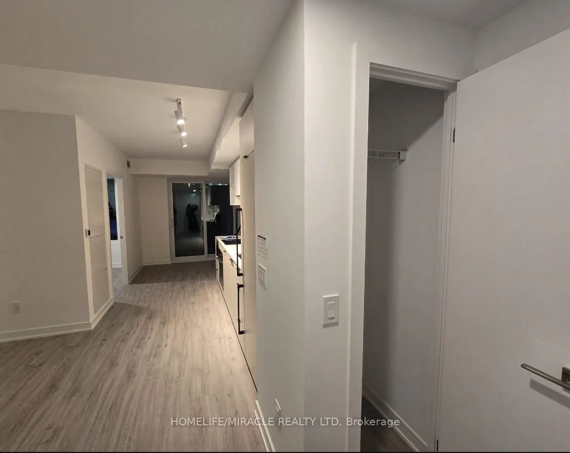 252 Church Street, #1601