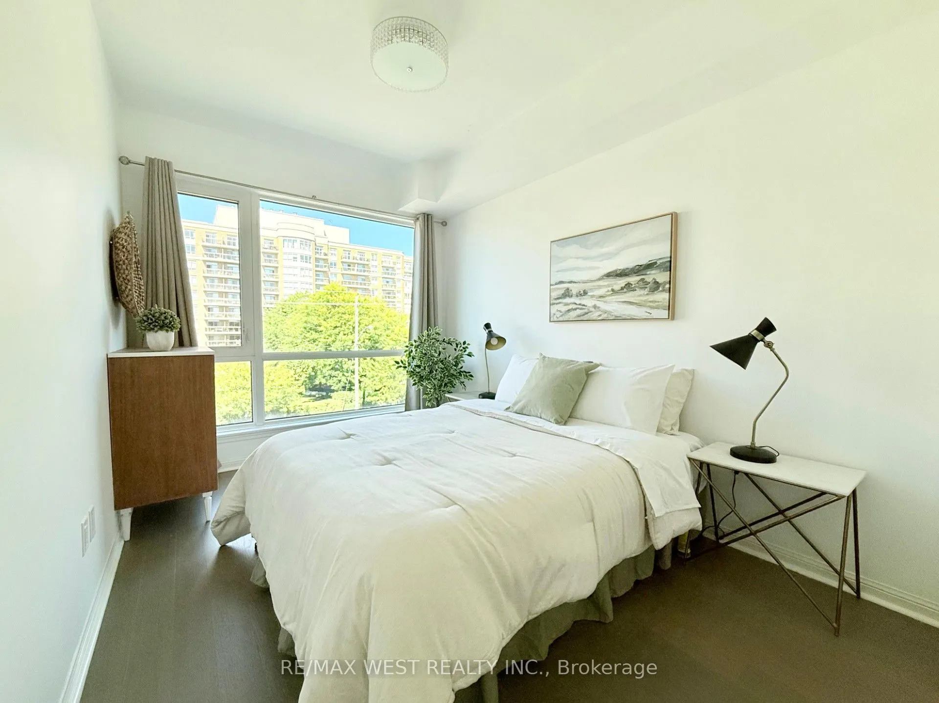 639 Lawrence Avenue W, #310