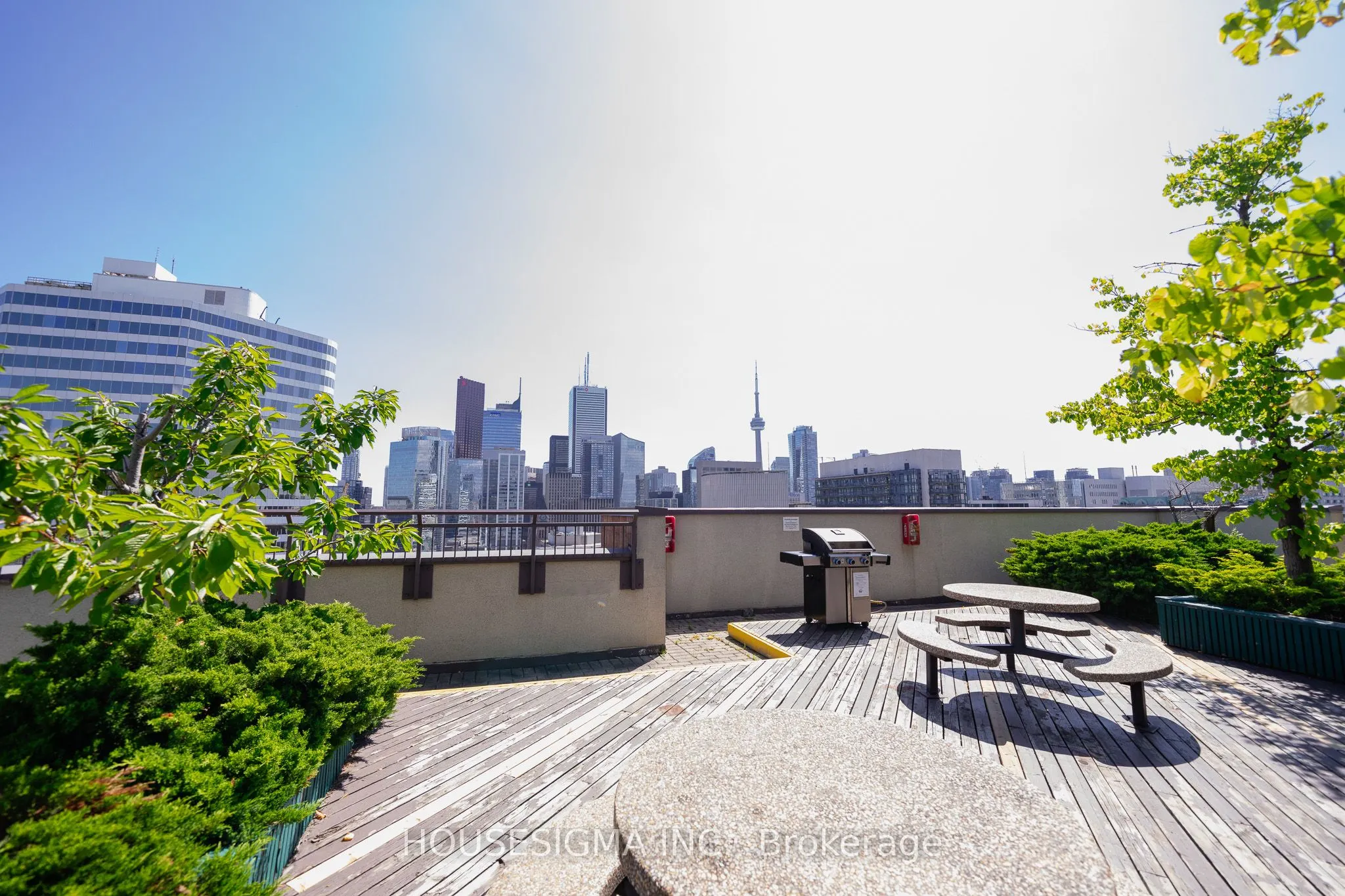 633 Bay Street, #1612