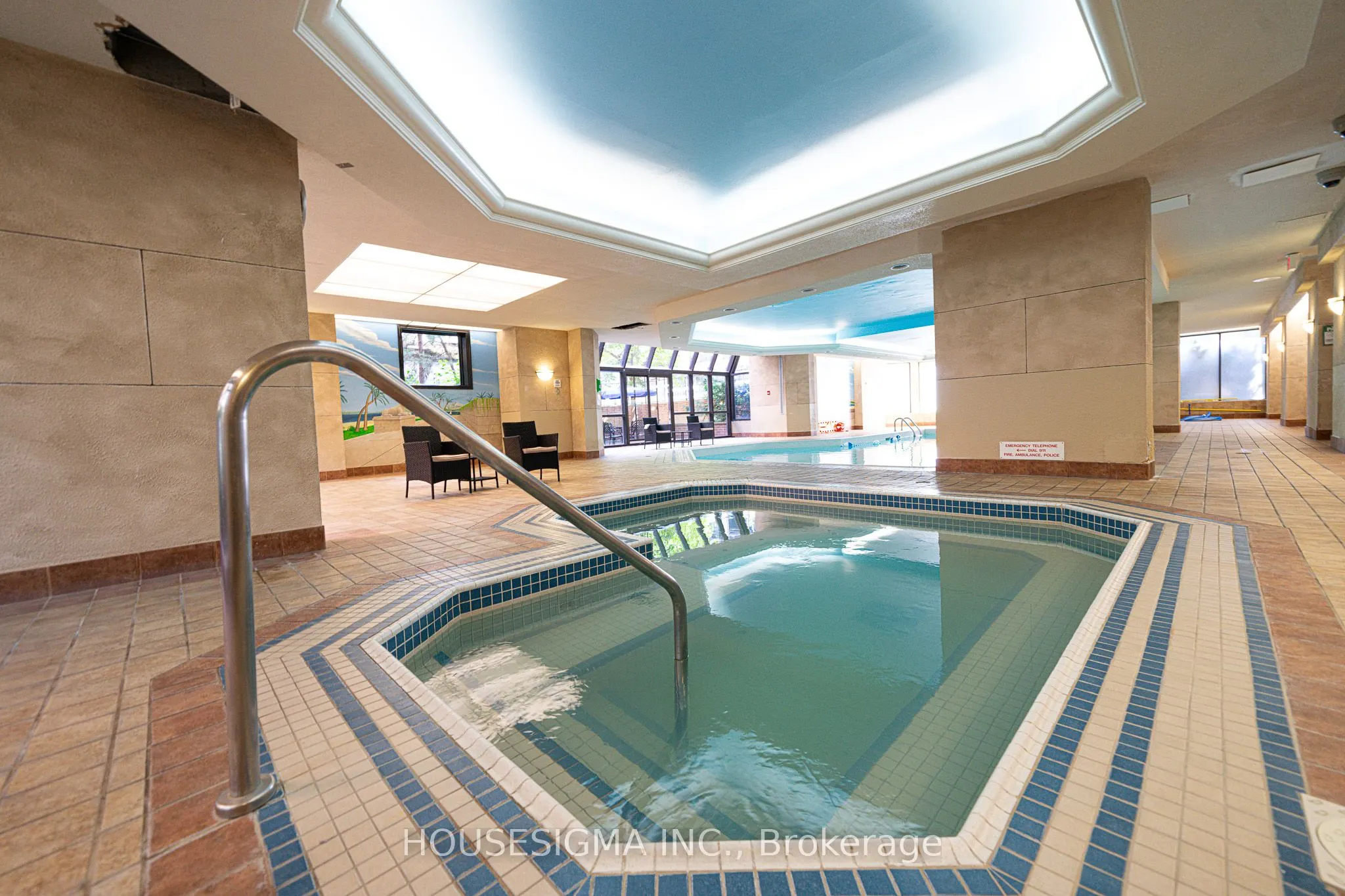 633 Bay Street, #1612