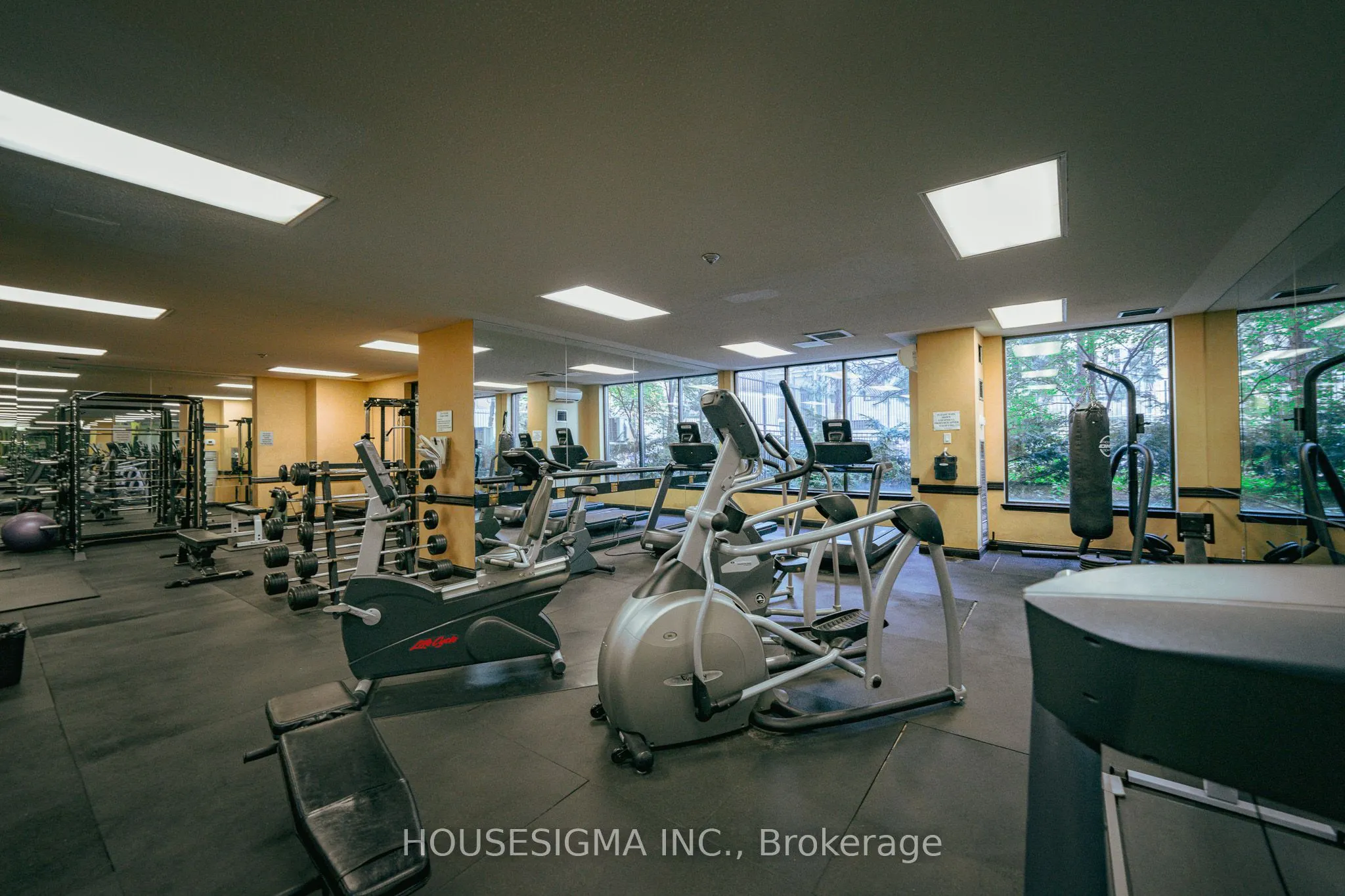 633 Bay Street, #1612