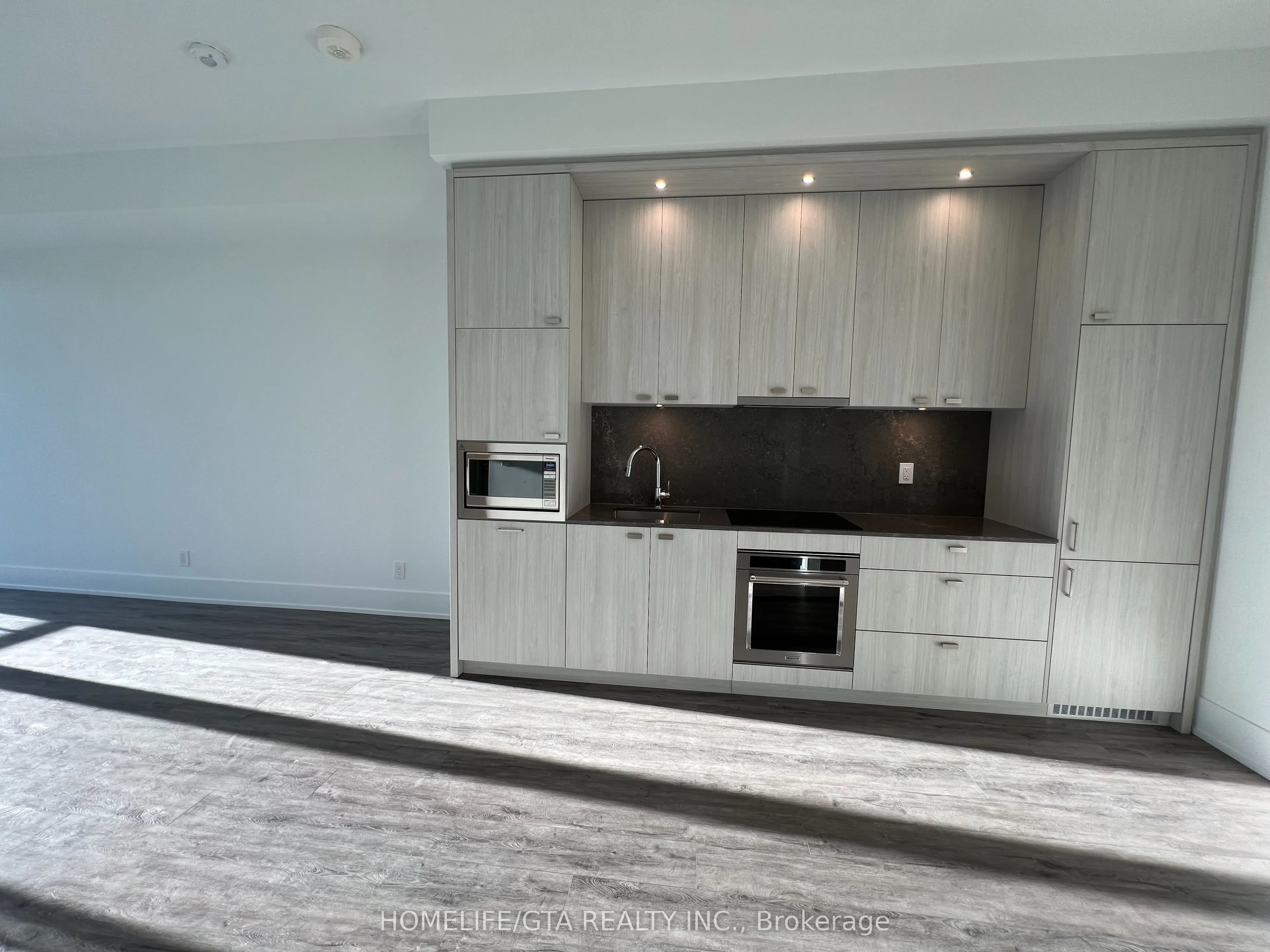 115 Denison Avenue, #408