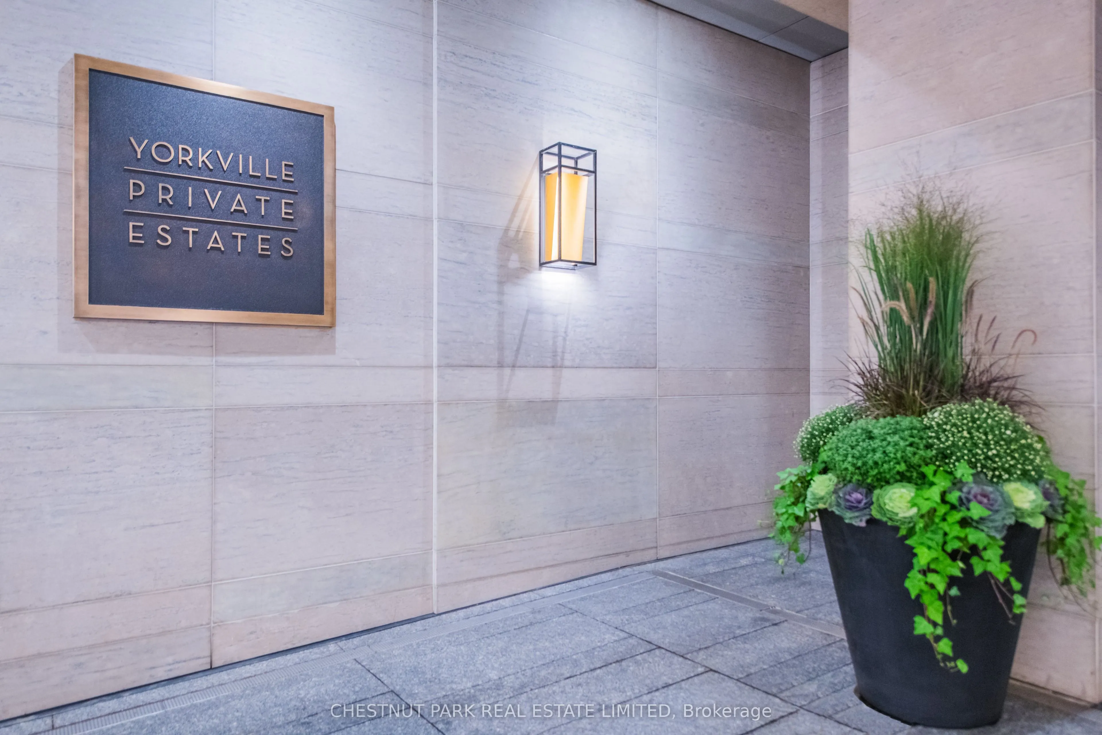 200 Cumberland Street, #2703