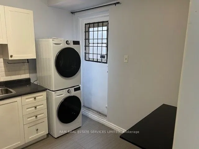 564 Queen Street W, ##1 Front
