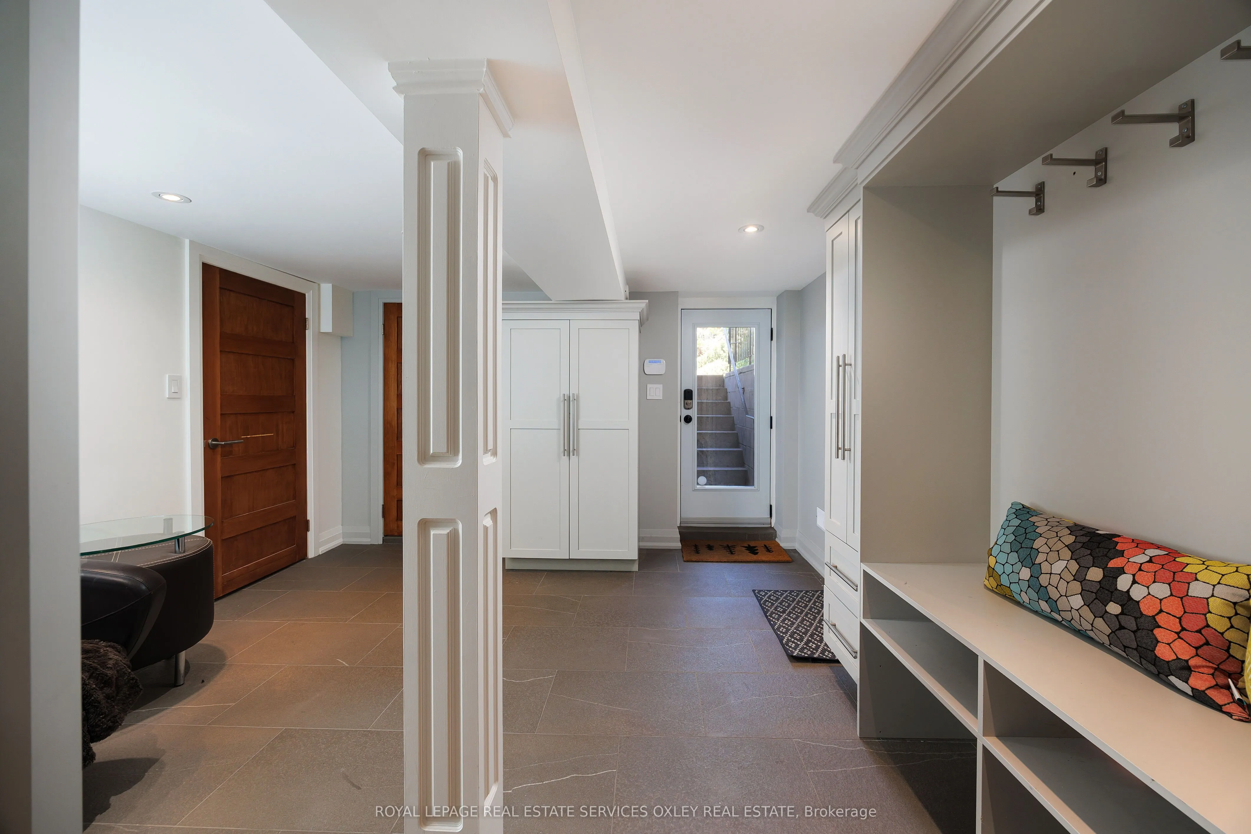 134 Roxborough Street W