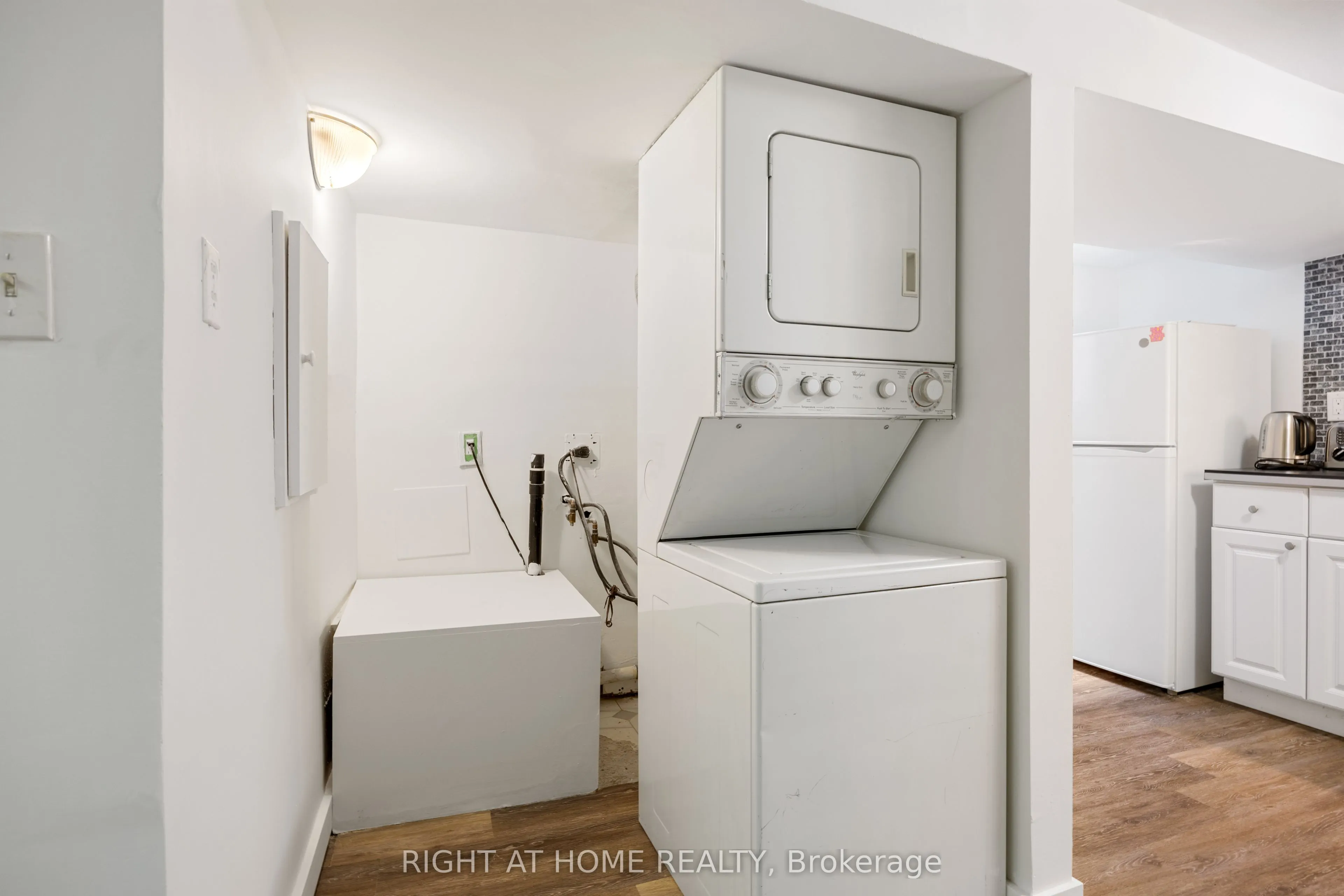 124 Argyle Street, #Basement