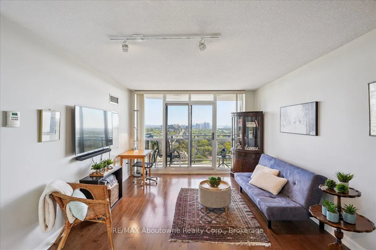 33 Sheppard Avenue E, #2411