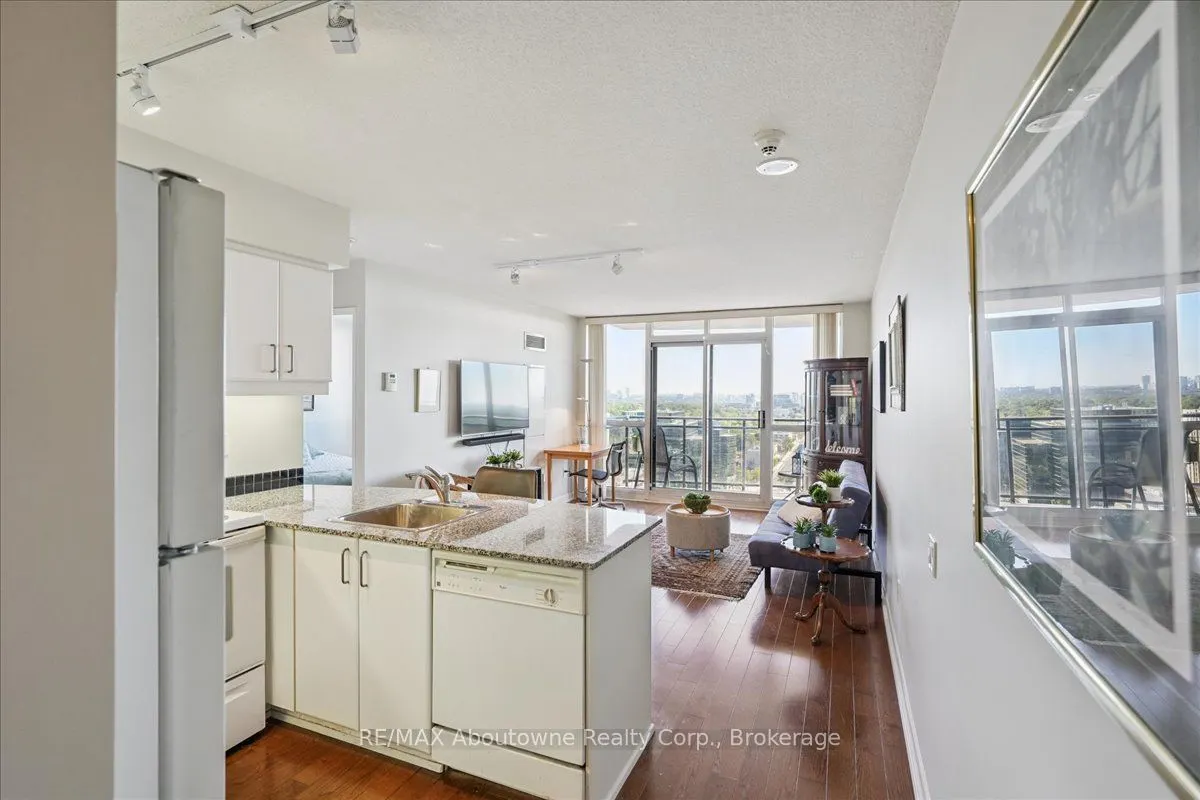 33 Sheppard Avenue E, #2411