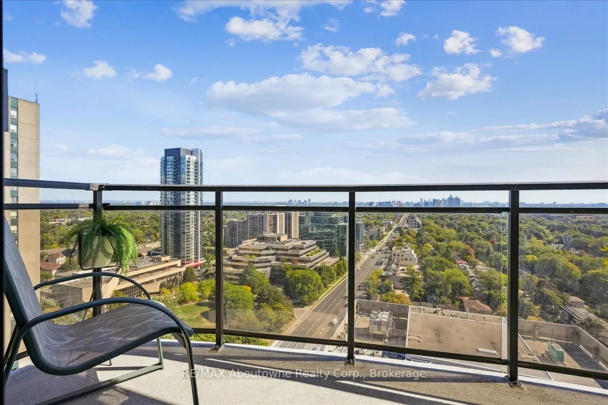 33 Sheppard Avenue E, #2411