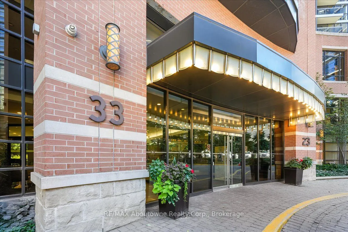33 Sheppard Avenue E, #2411