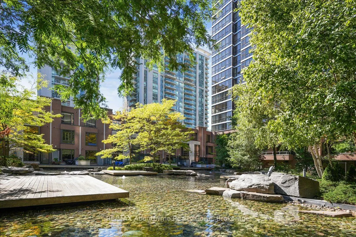 33 Sheppard Avenue E, #2411