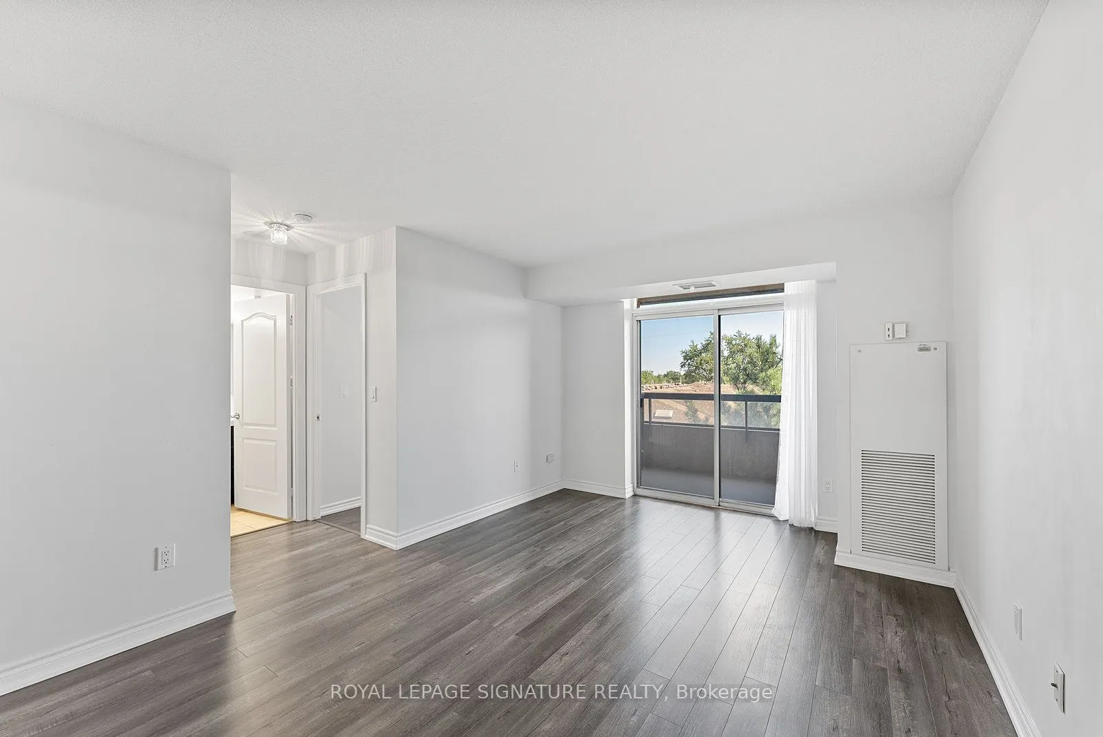18 Sommerset Way, #818