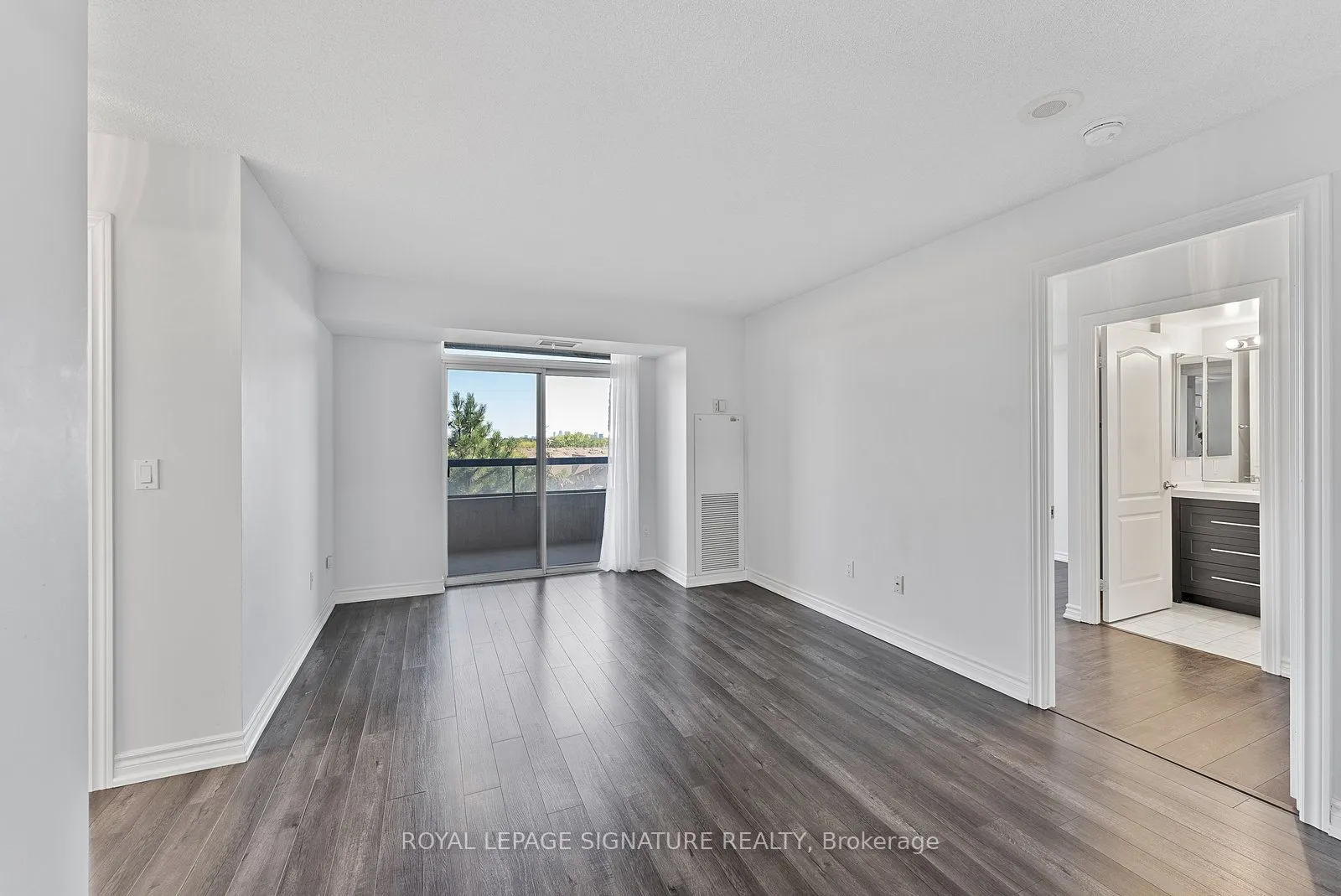 18 Sommerset Way, #818