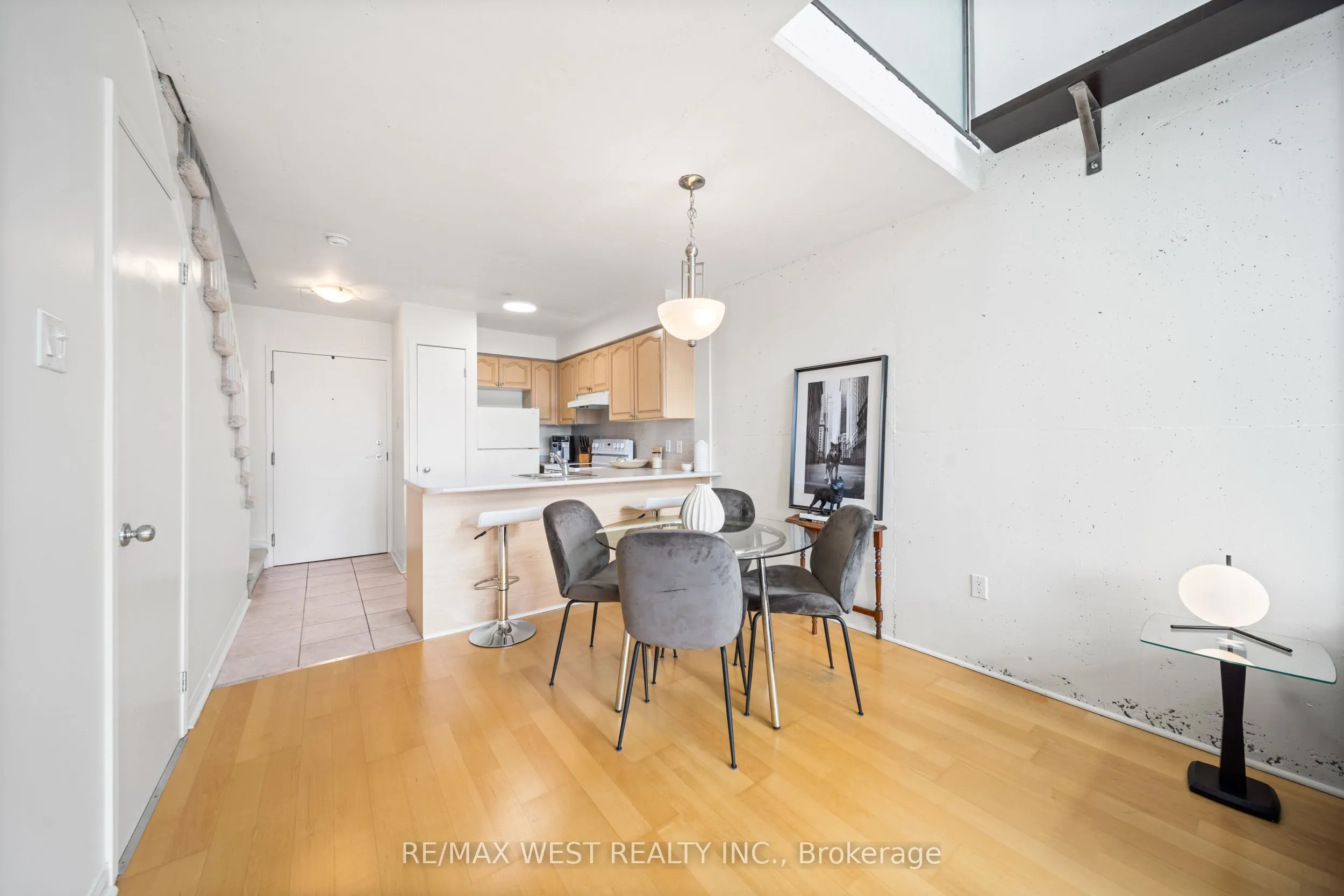 954 King Street W, #510