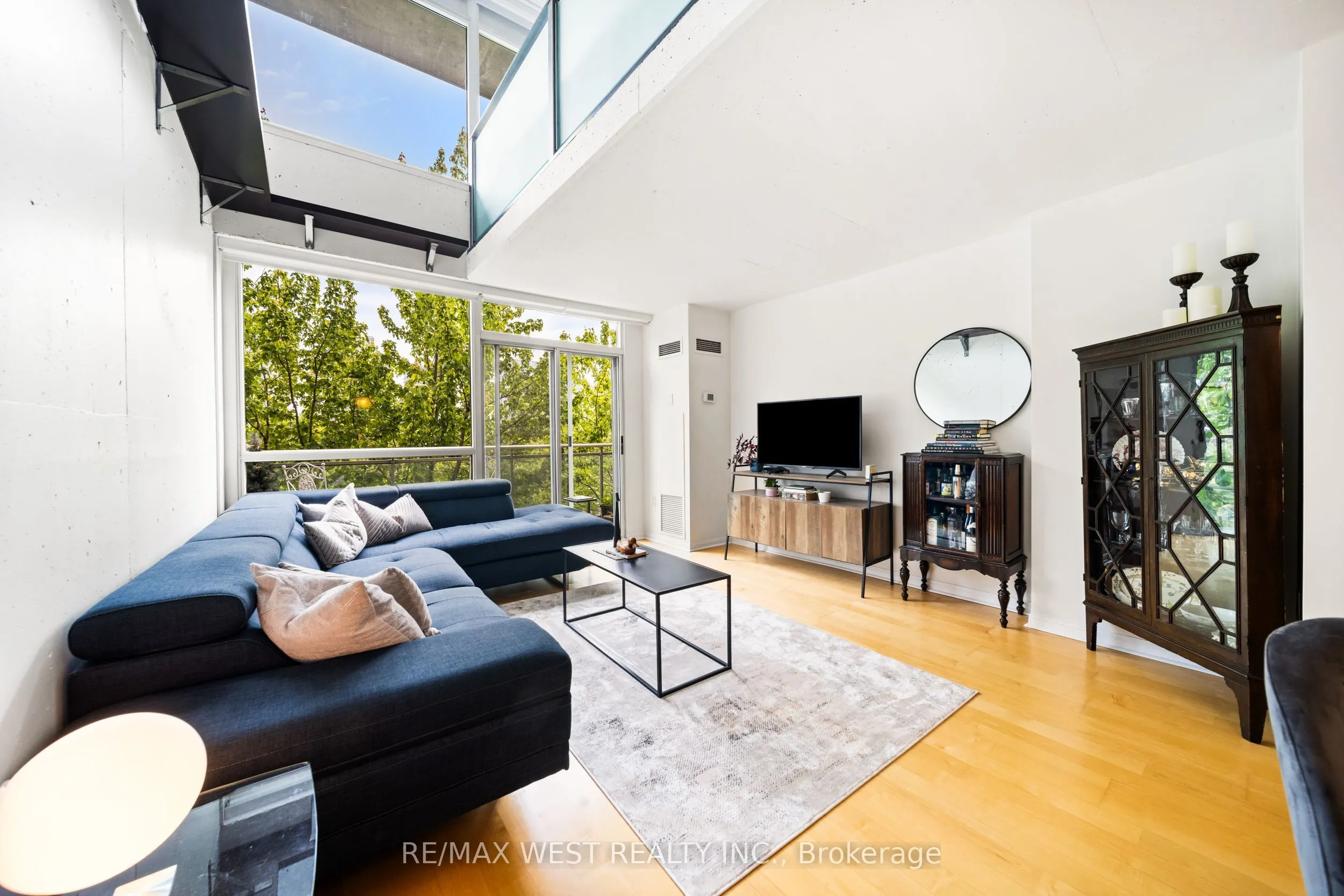 954 King Street W, #510