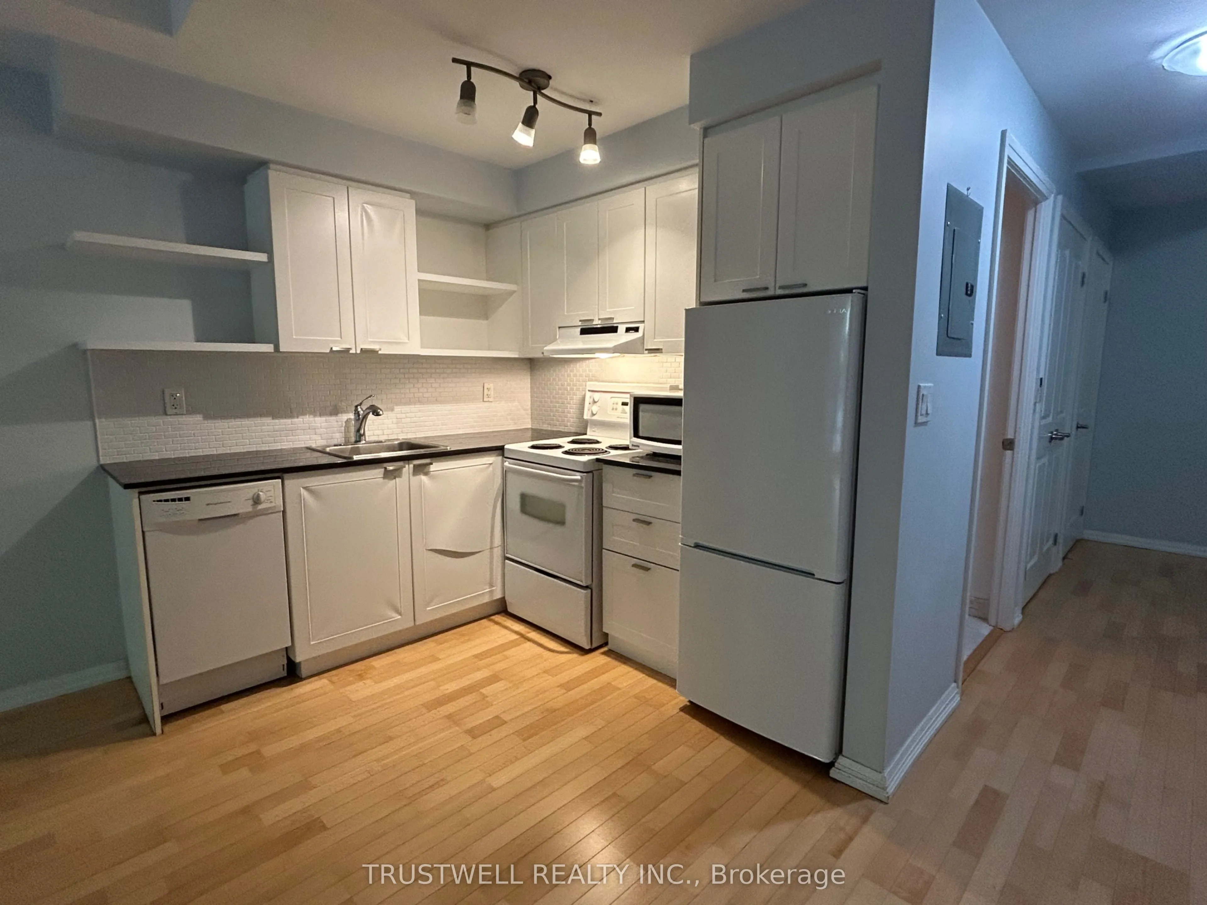 35 Hayden Avenue, #203