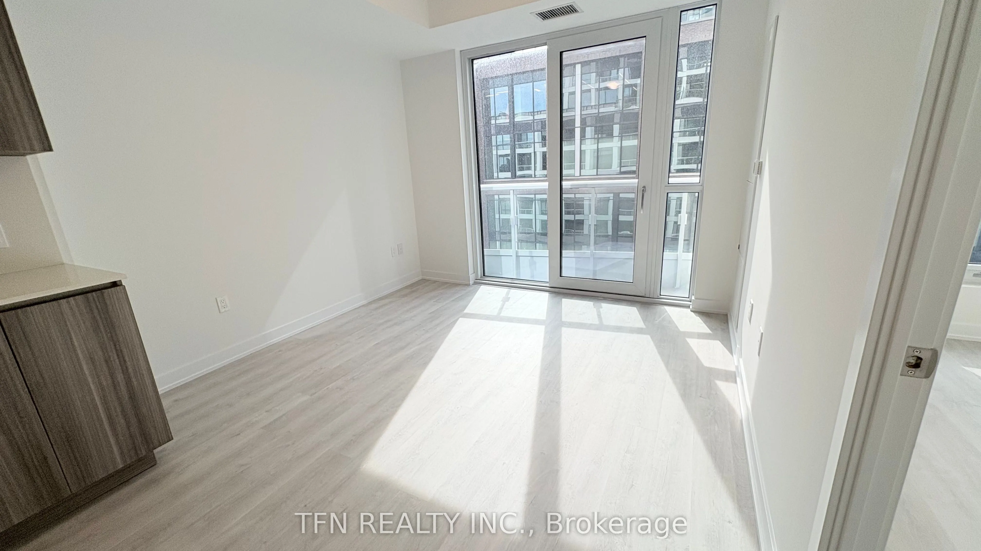 15 Richardson Street, #1026