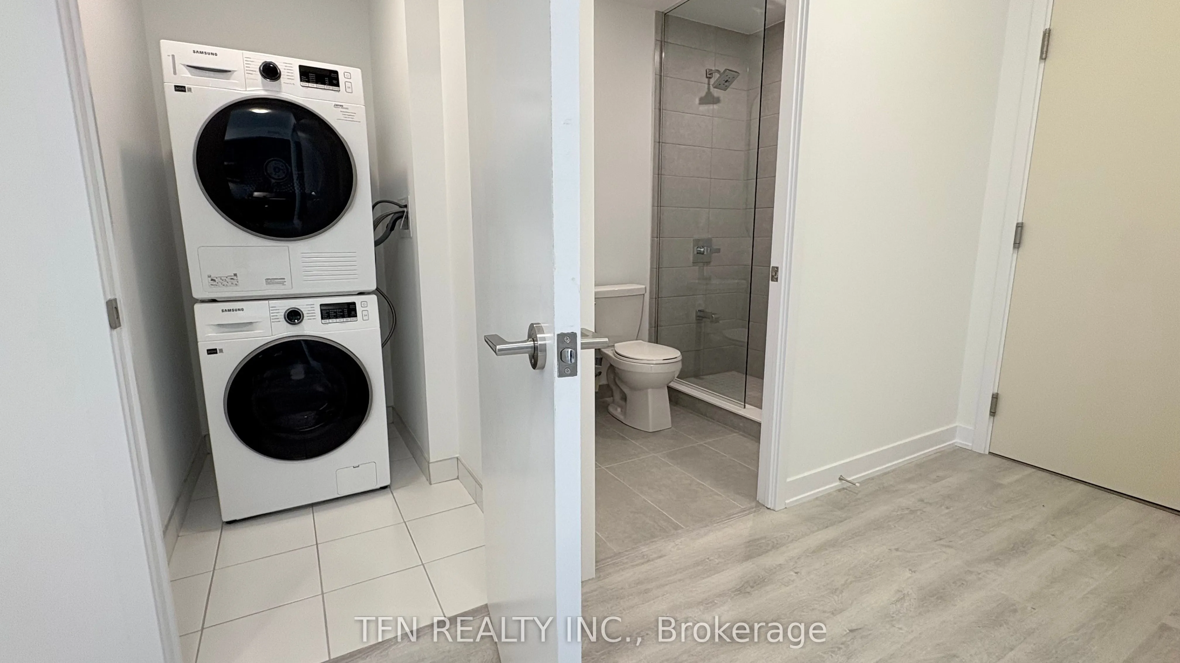 15 Richardson Street, #1026