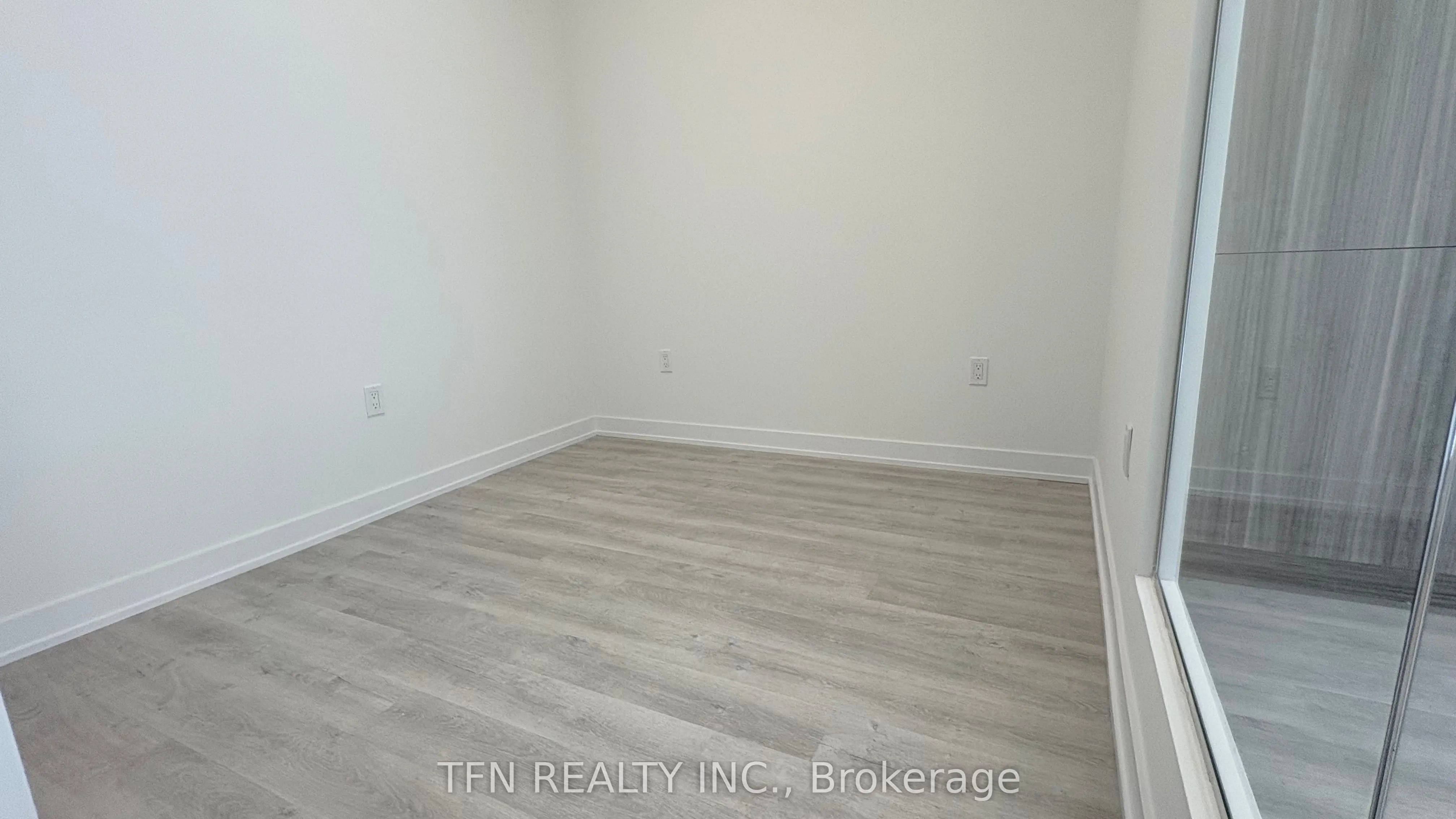 15 Richardson Street, #1026