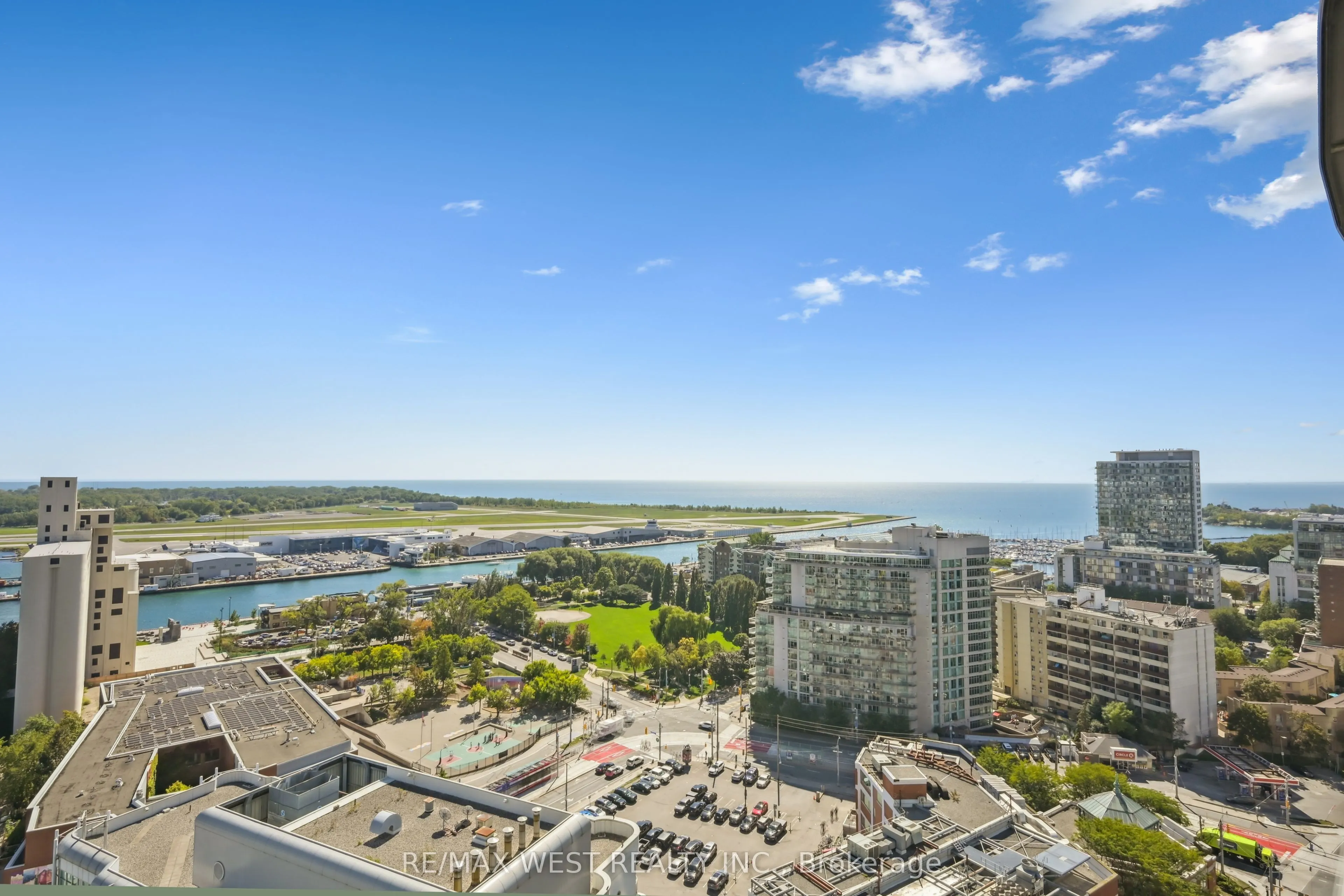 38 Dan Leckie Way, #2612