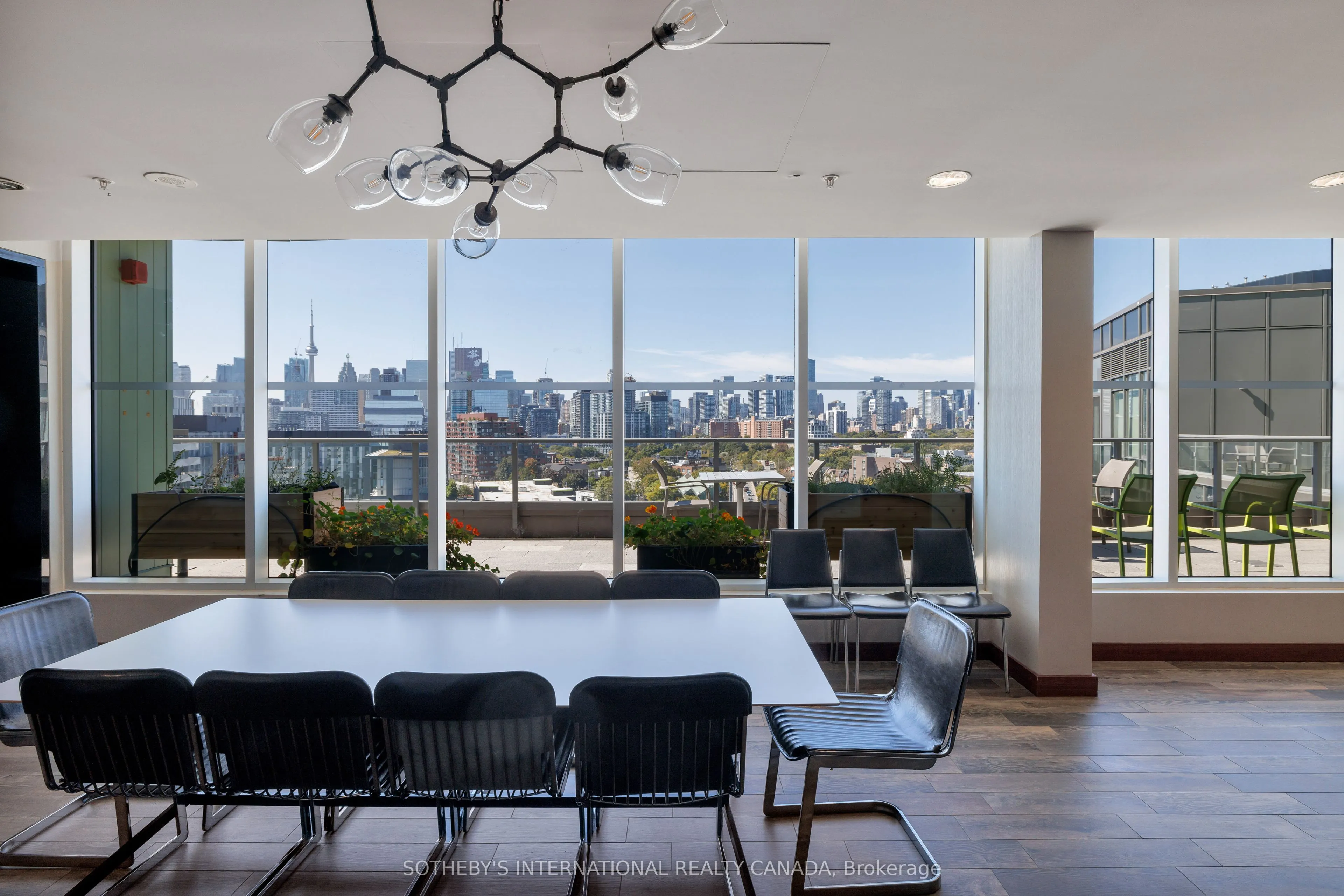120 Bayview Avenue, #27