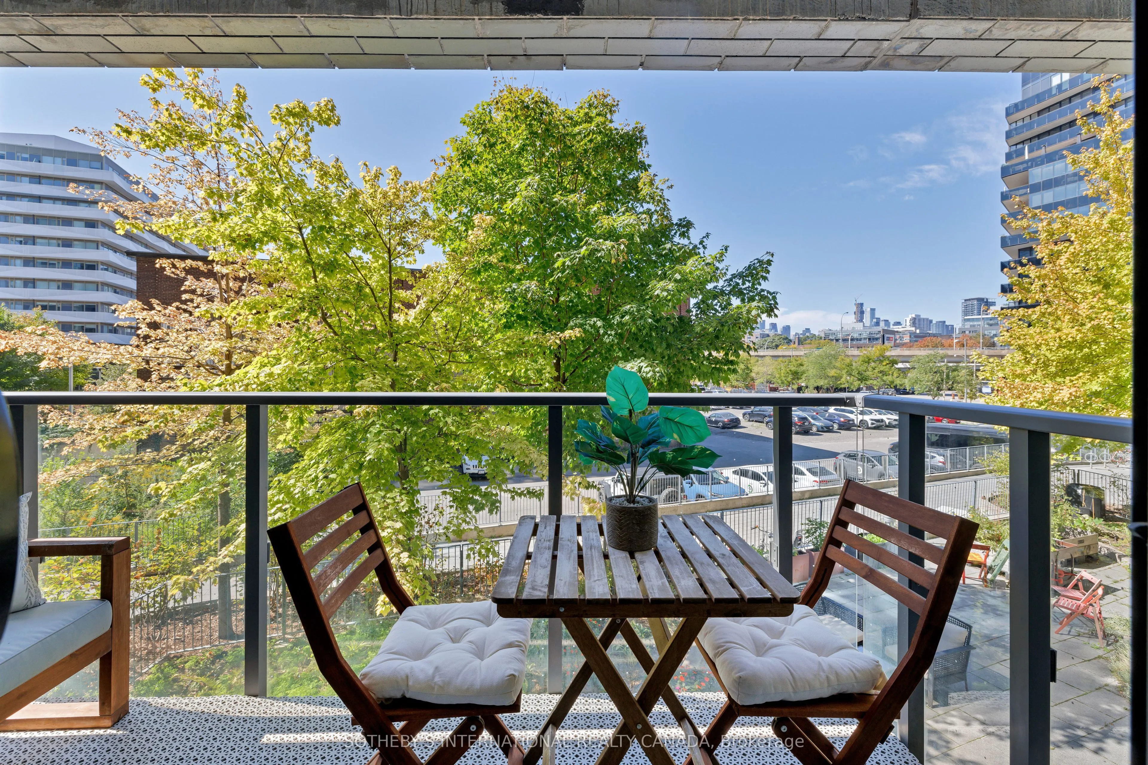 120 Bayview Avenue, #27