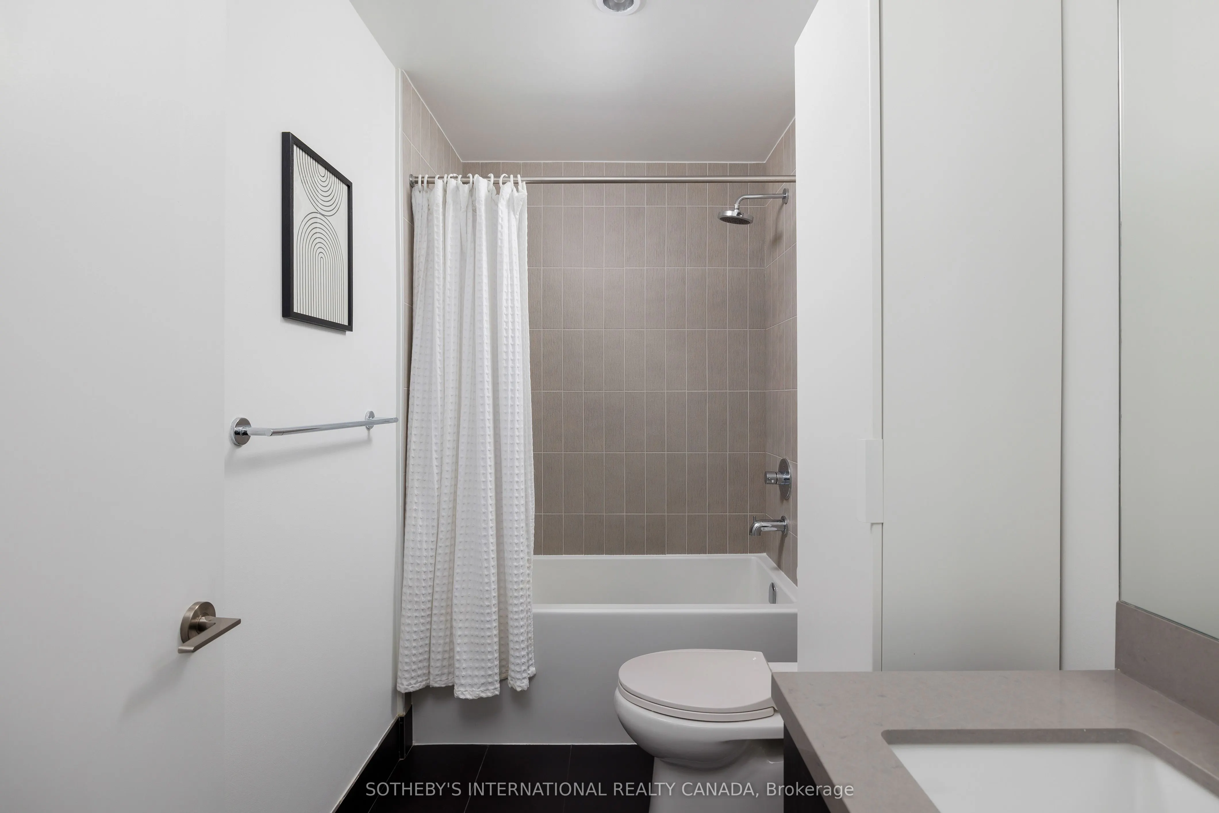 120 Bayview Avenue, #27