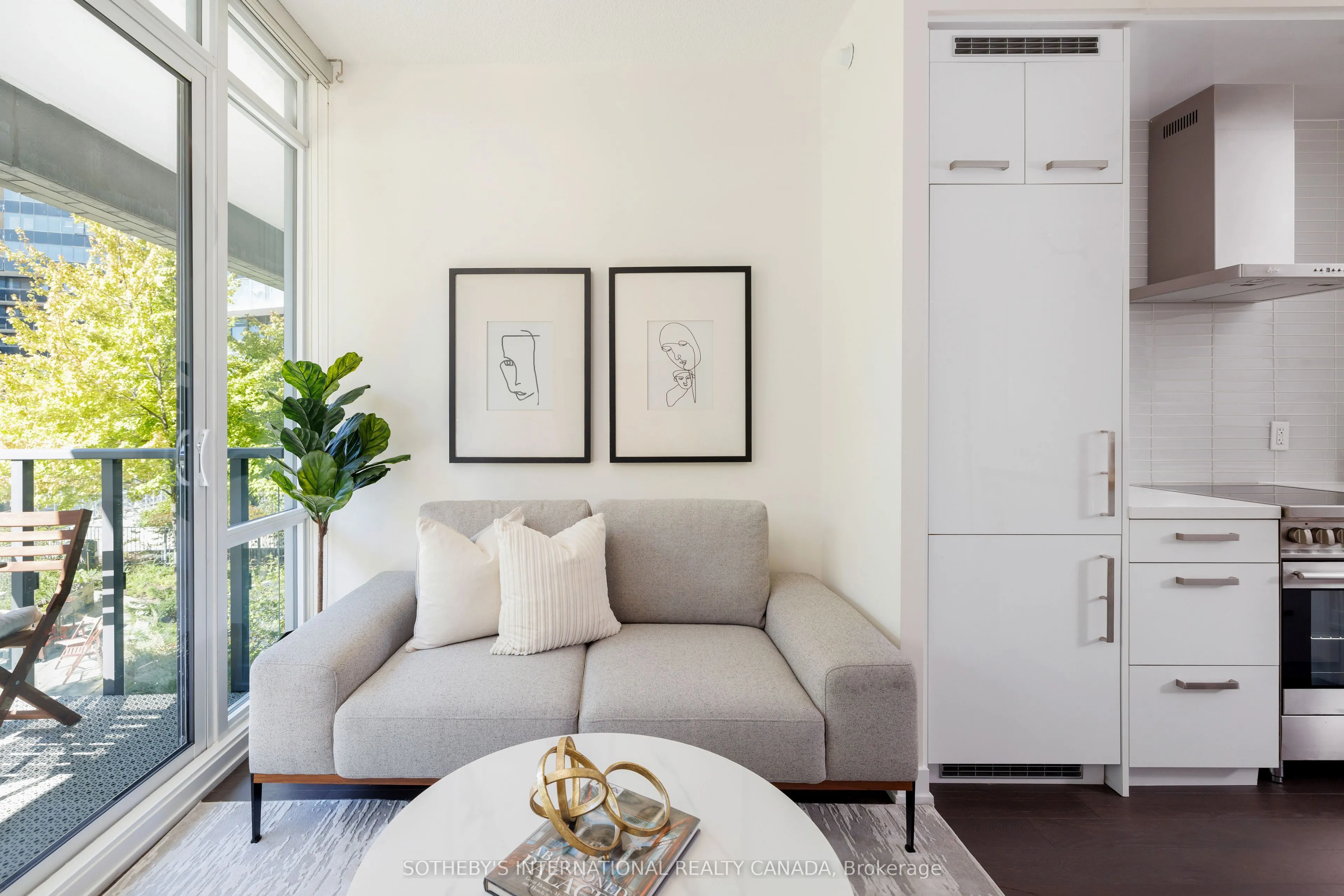 120 Bayview Avenue, #27