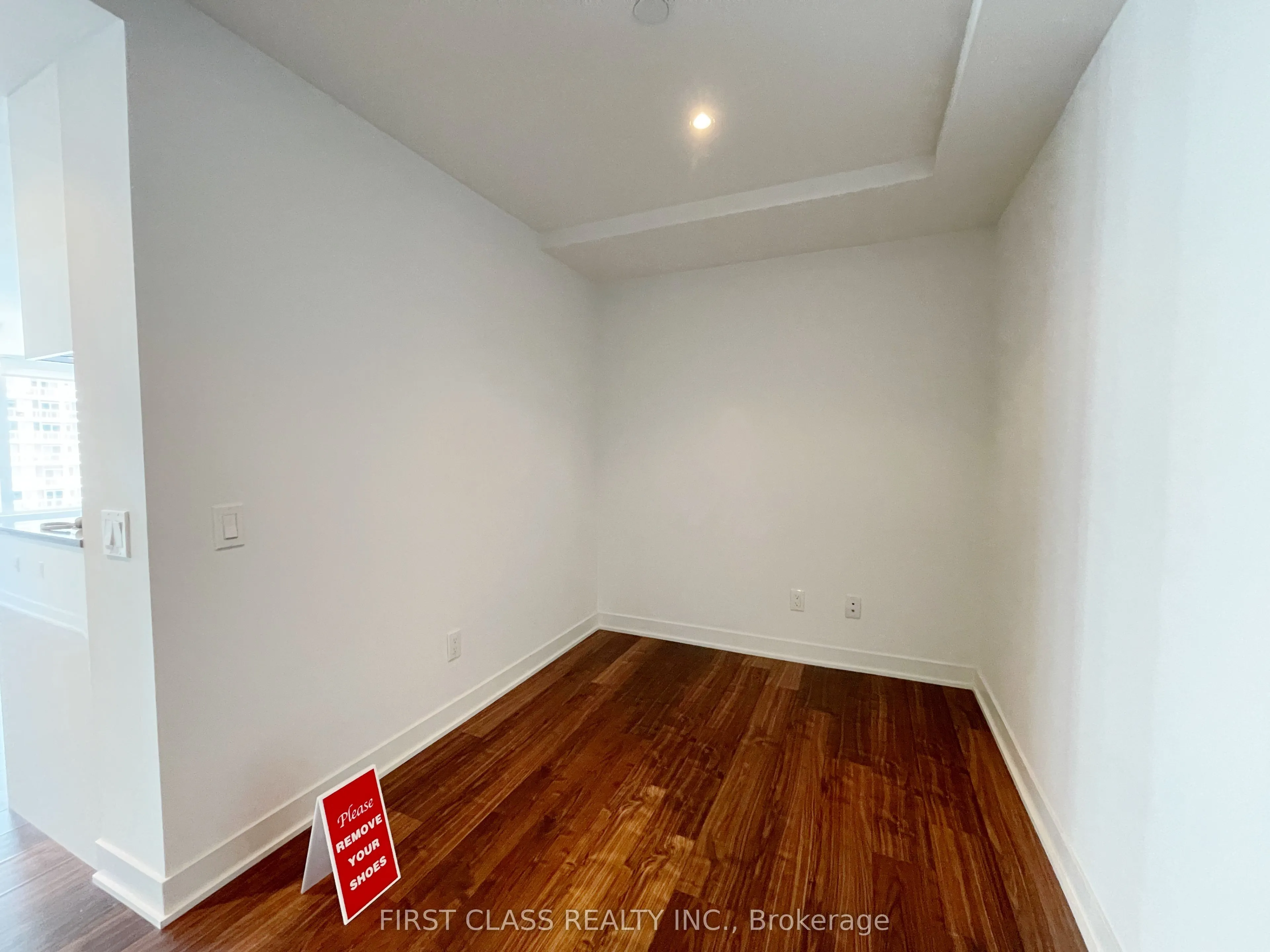 70 Queens Wharf Road, #3111