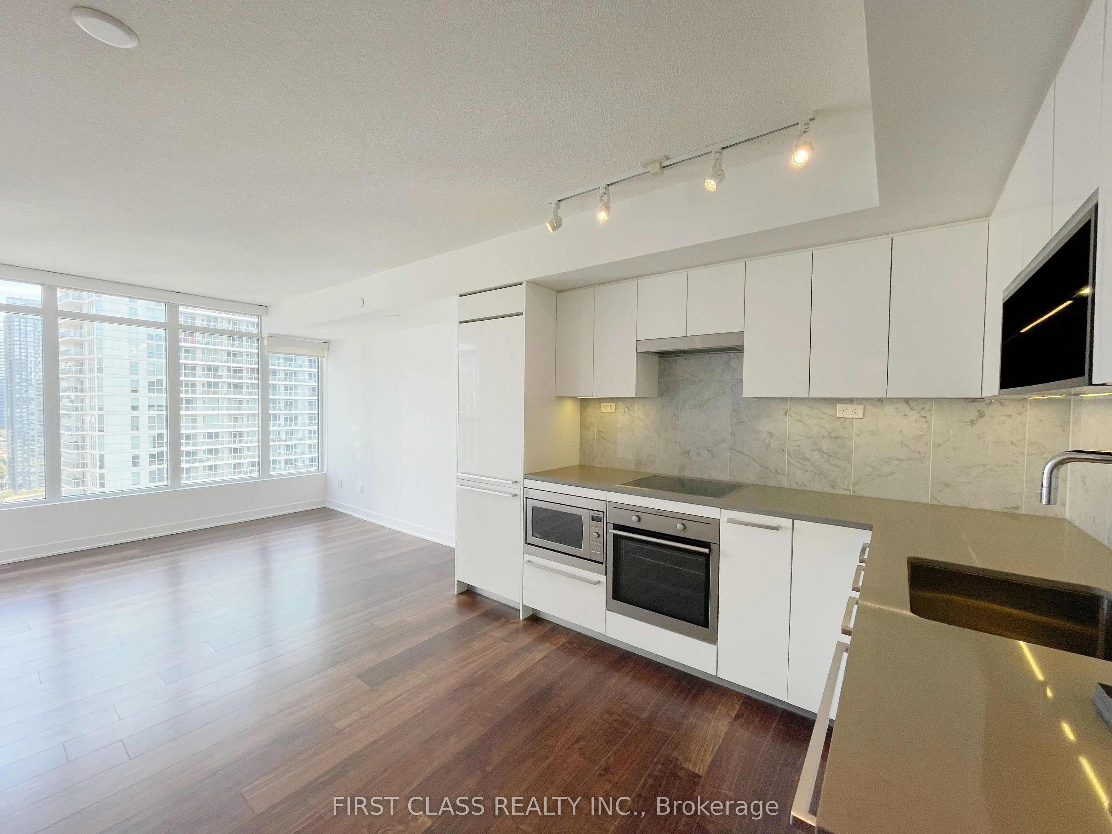 70 Queens Wharf Road, #3111