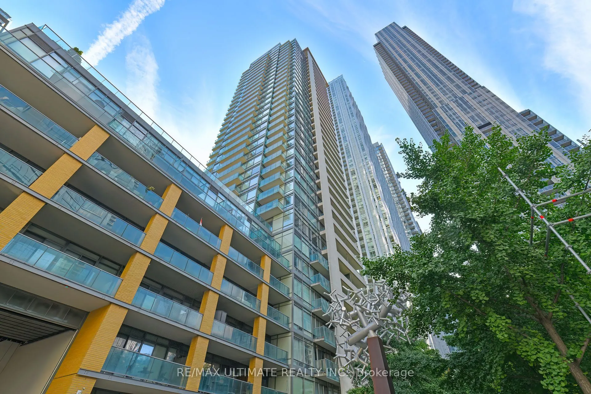 18 Yorkville Avenue, #3004