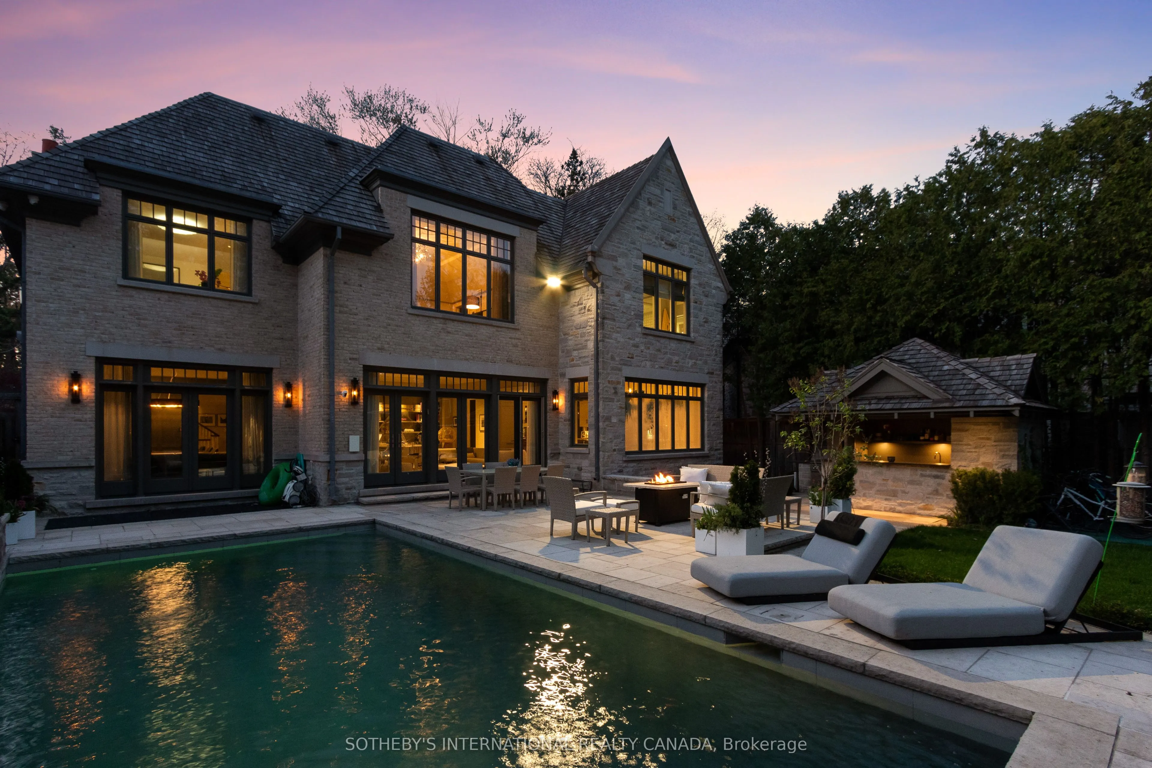 33 Bayview Wood
