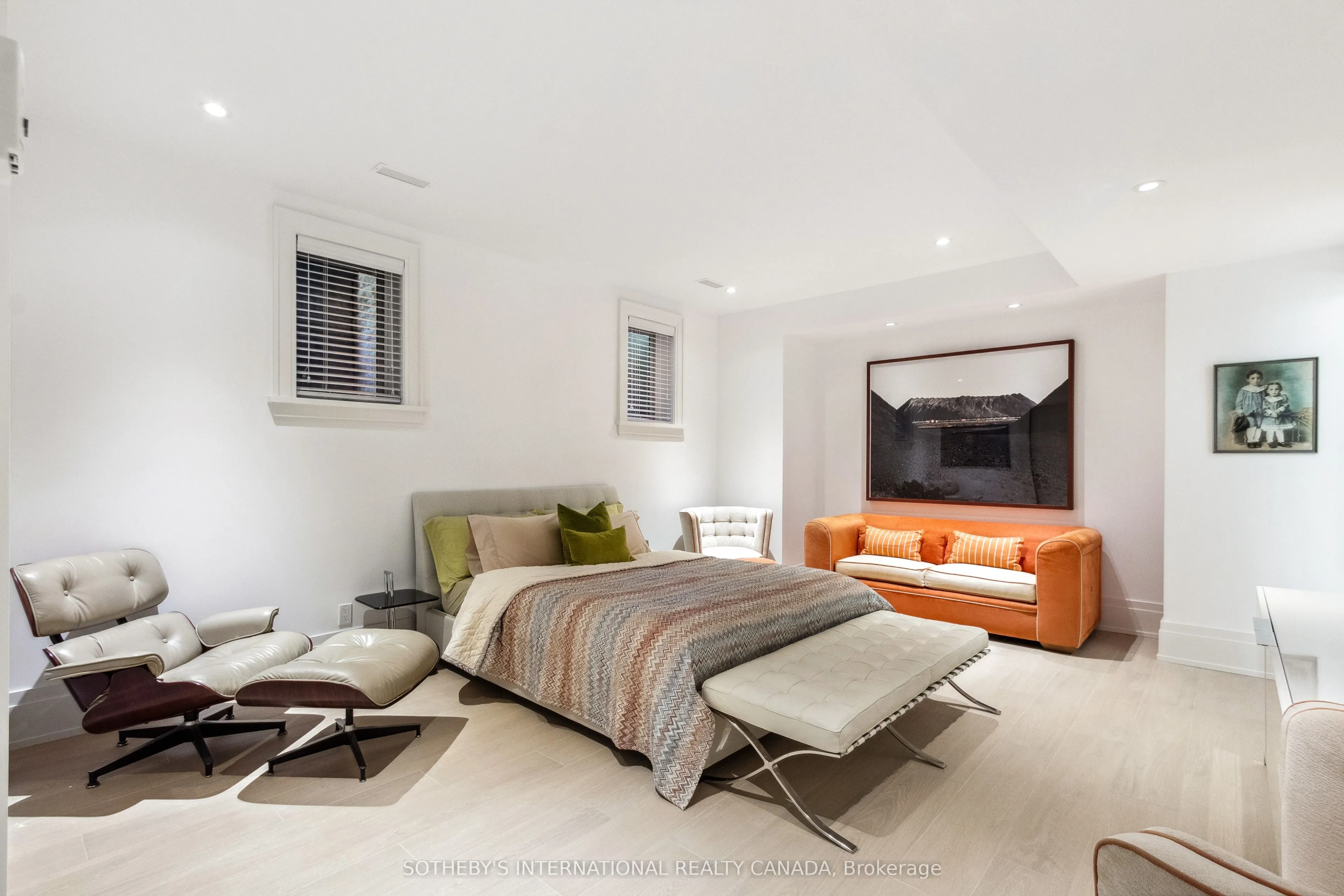 33 Bayview Wood