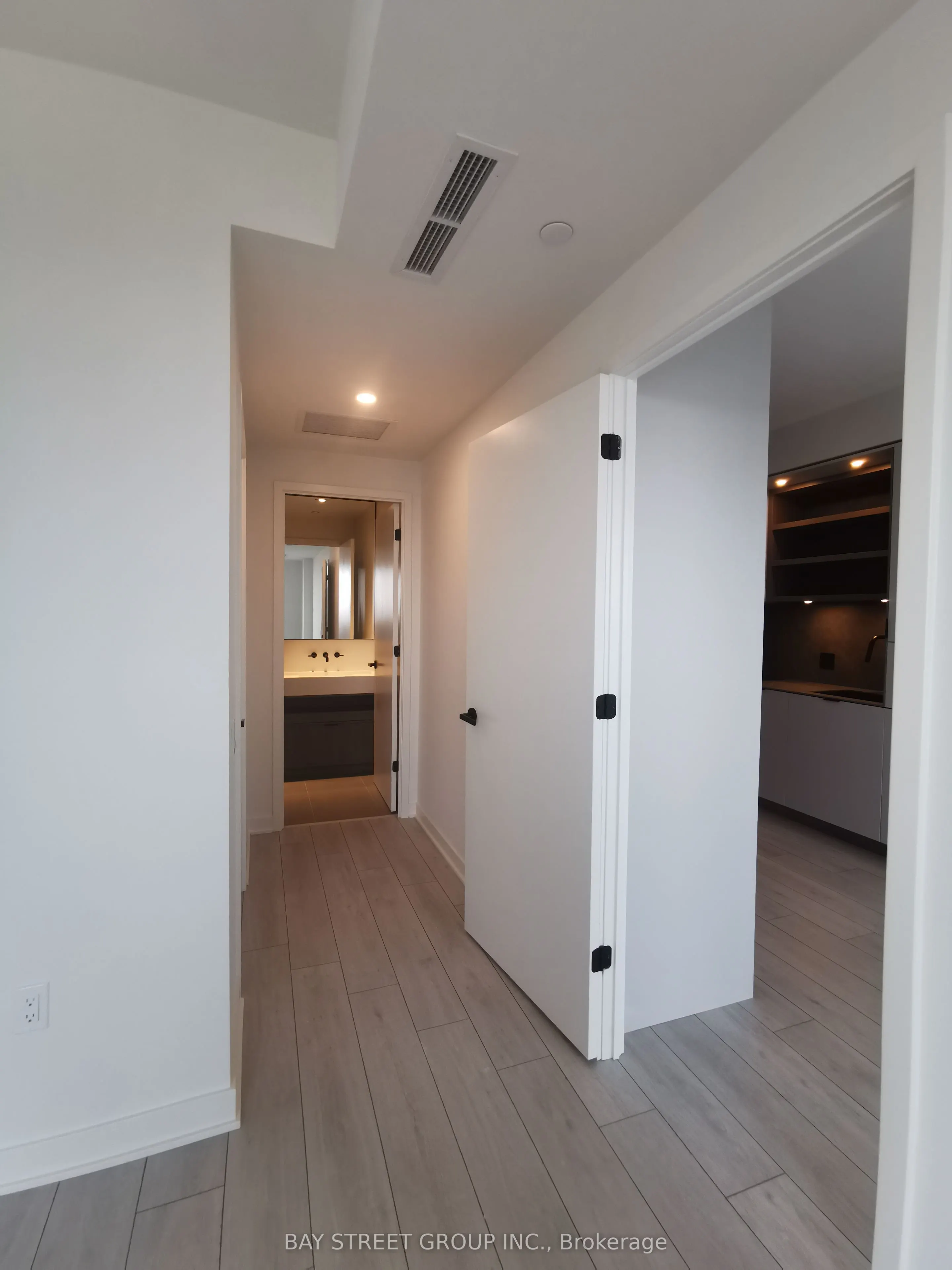 55 Charles Street E, #4212