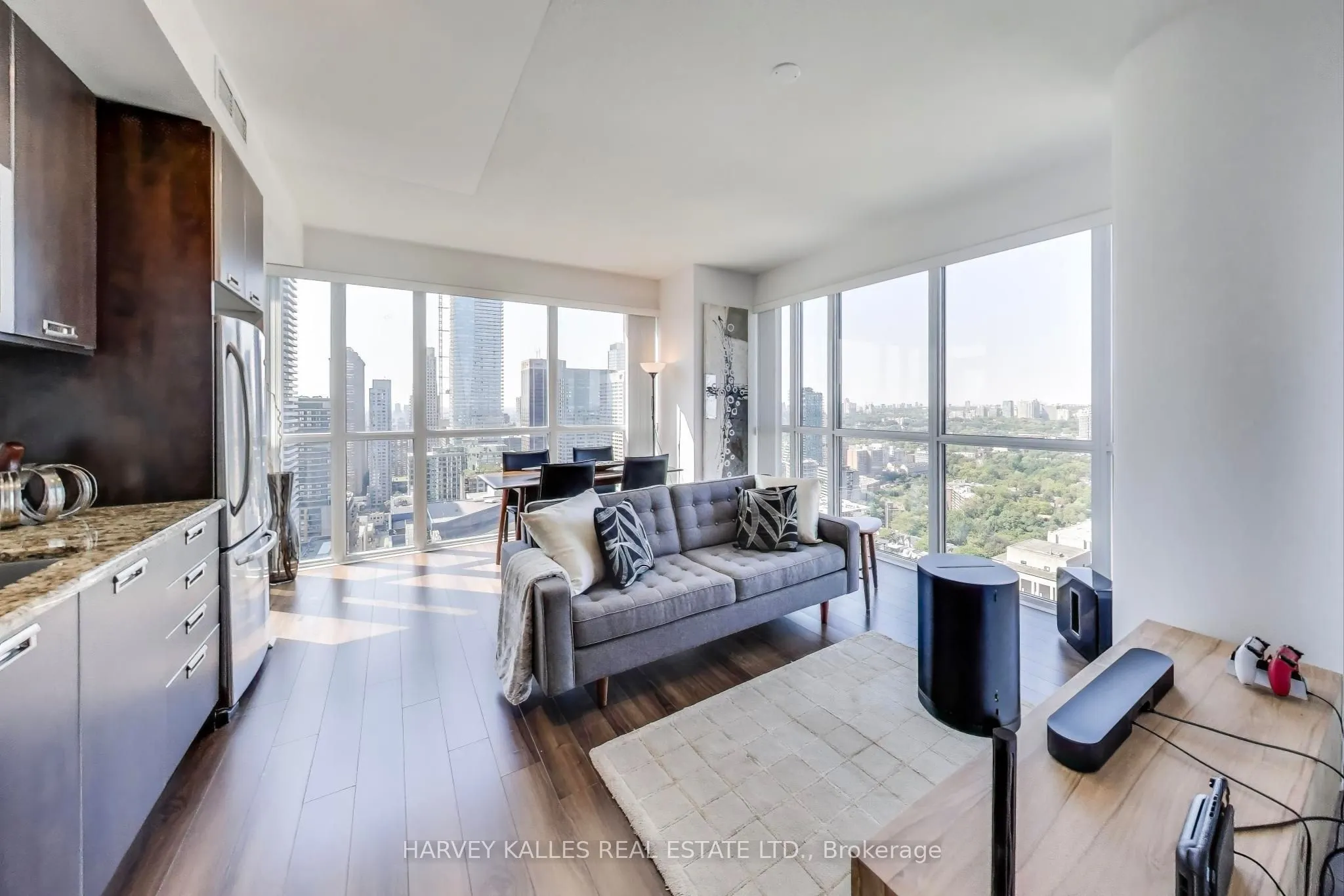 28 Ted Rogers Way, #3609