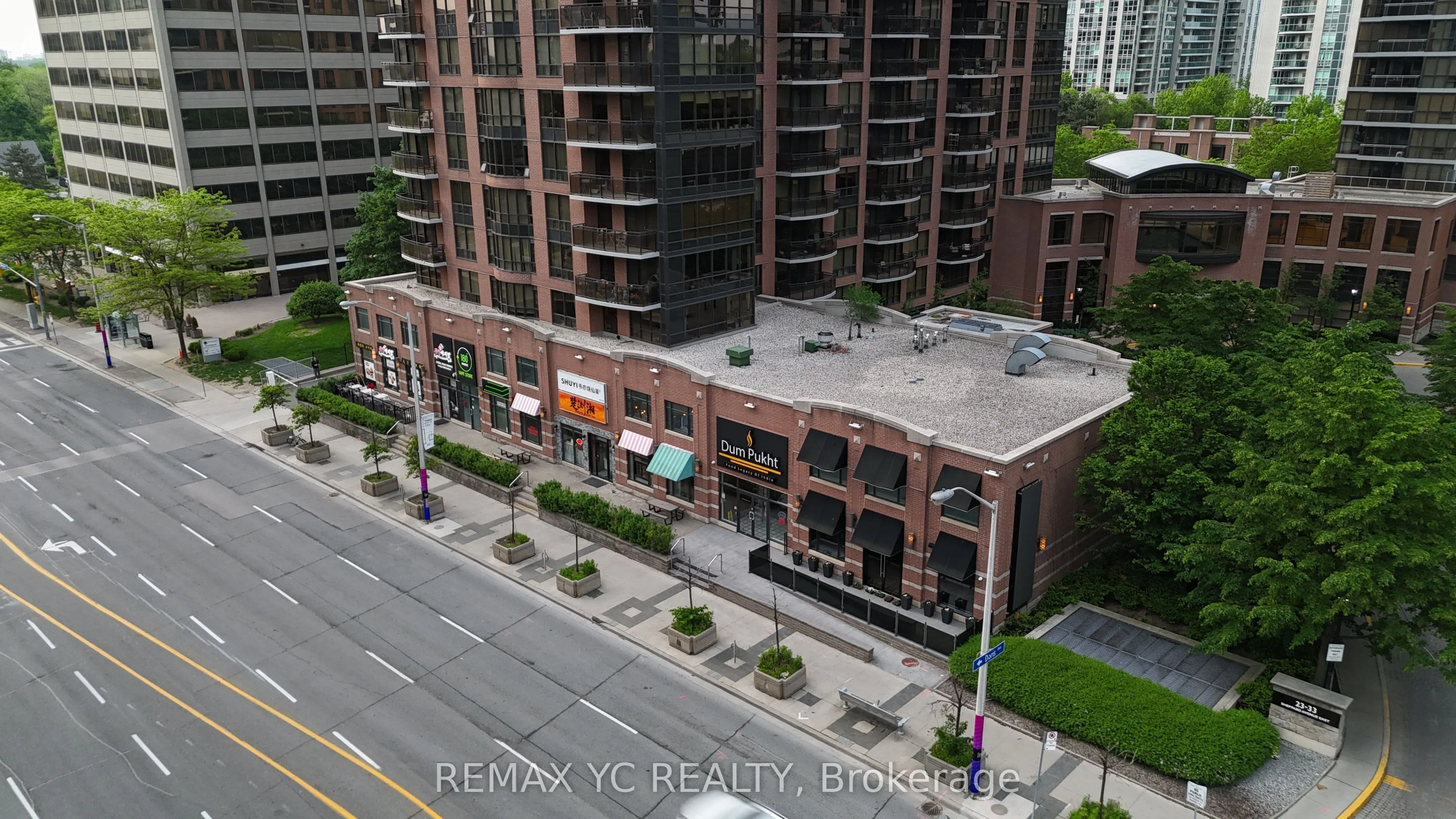 35 Sheppard Avenue E