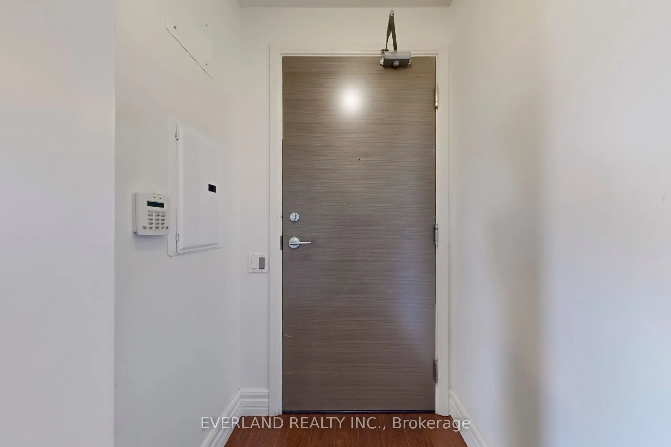 23 Sheppard Avenue E, #1604