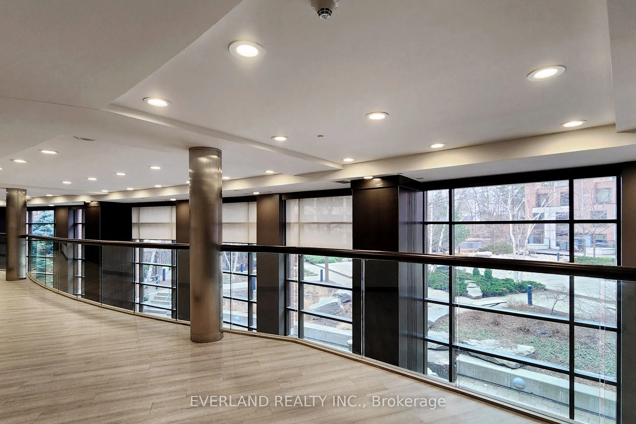 23 Sheppard Avenue E, #1604