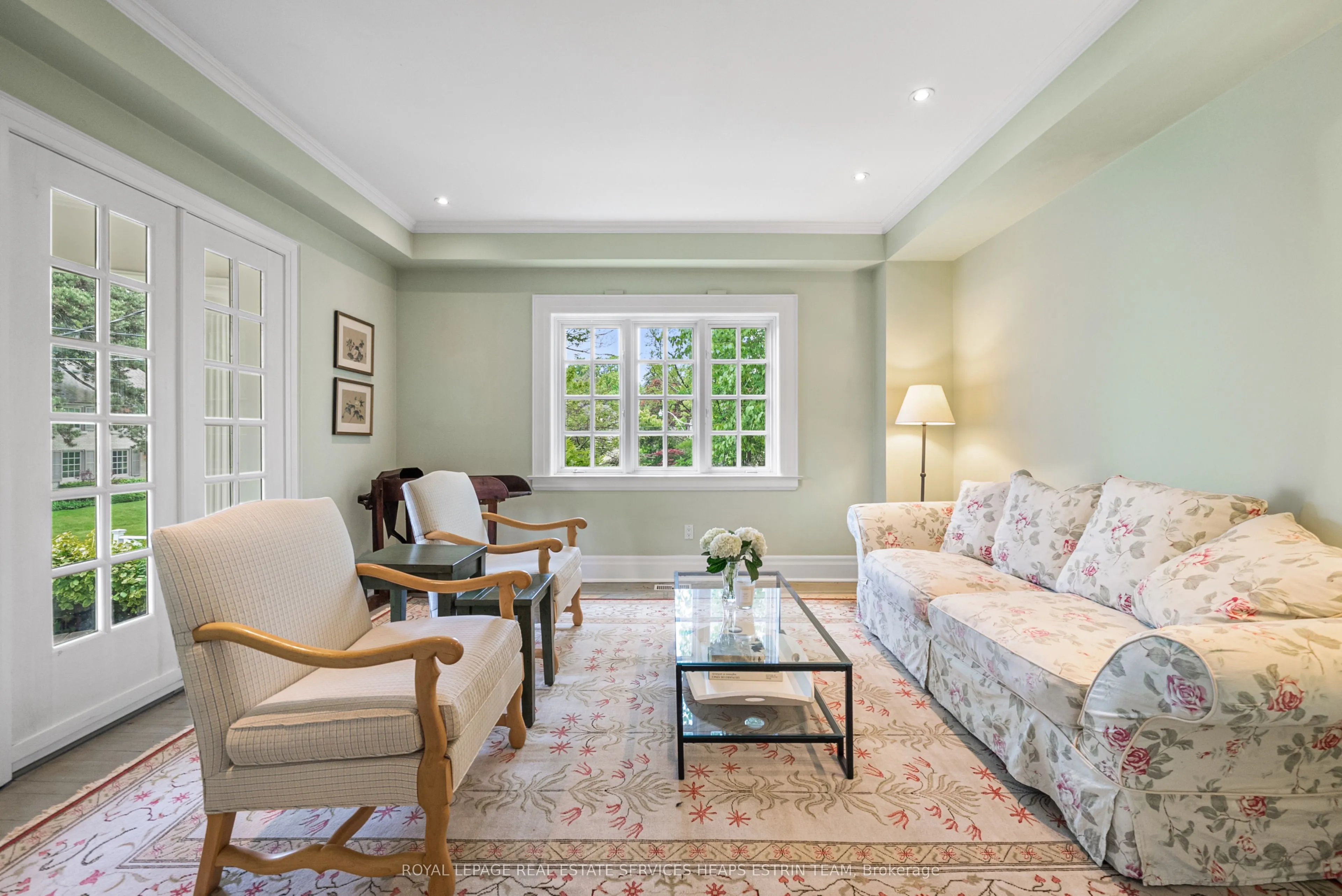 25 Strathgowan Crescent