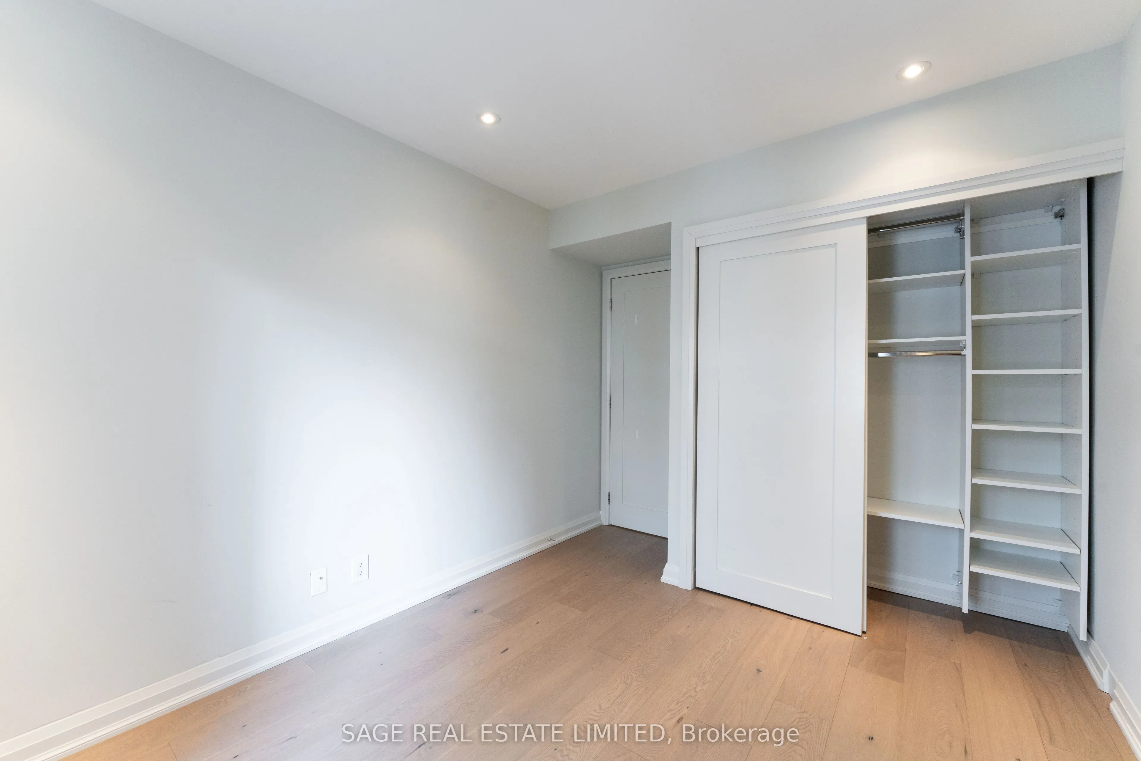 36A Mcmurrich Street, #20