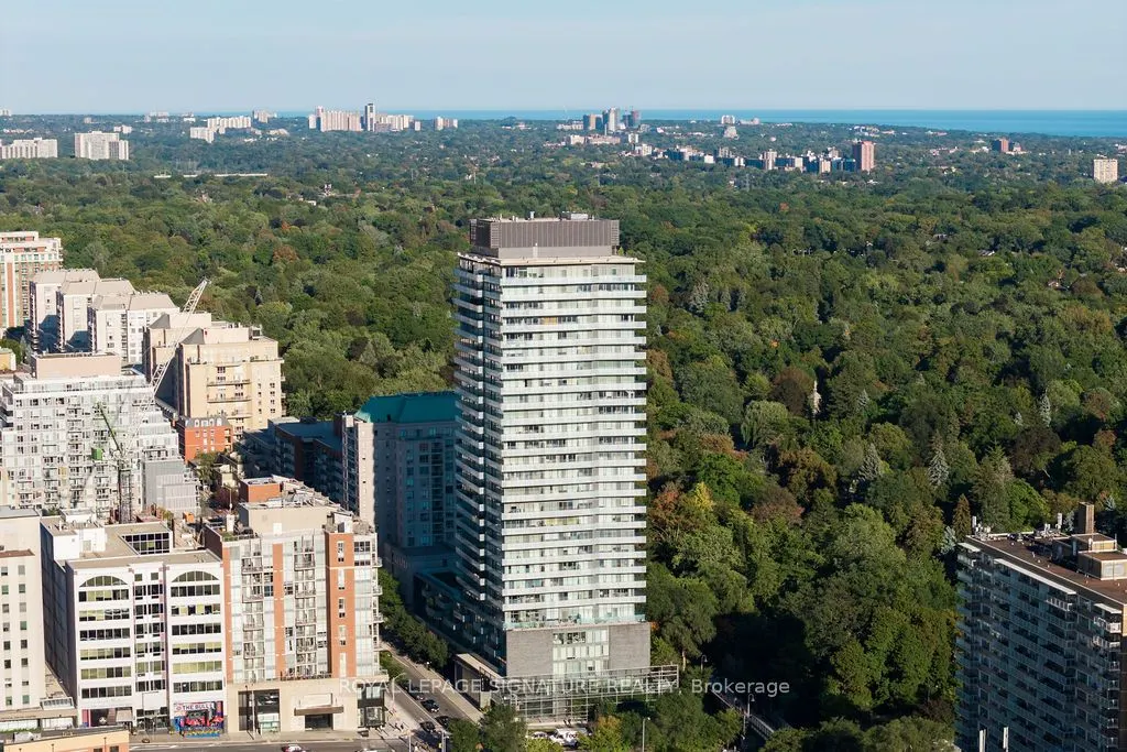 1815 Yonge Street, #2001