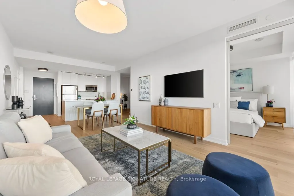 1815 Yonge Street, #2001