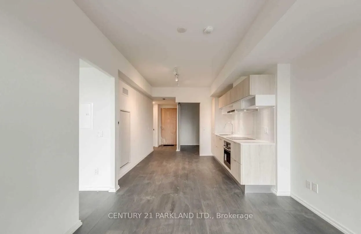 8 Hillsdale Avenue E, #632