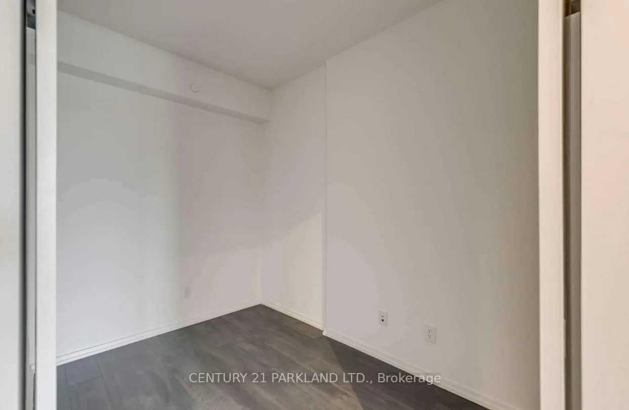 8 Hillsdale Avenue E, #632