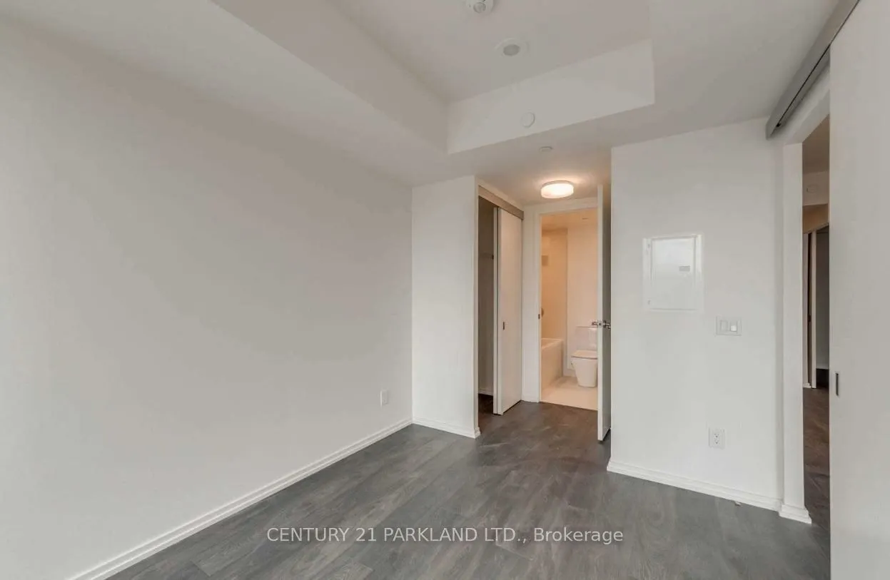 8 Hillsdale Avenue E, #632
