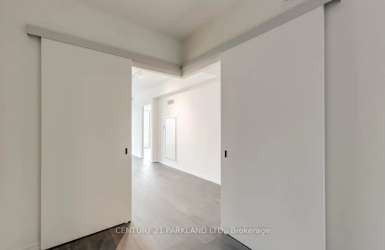 8 Hillsdale Avenue E, #632