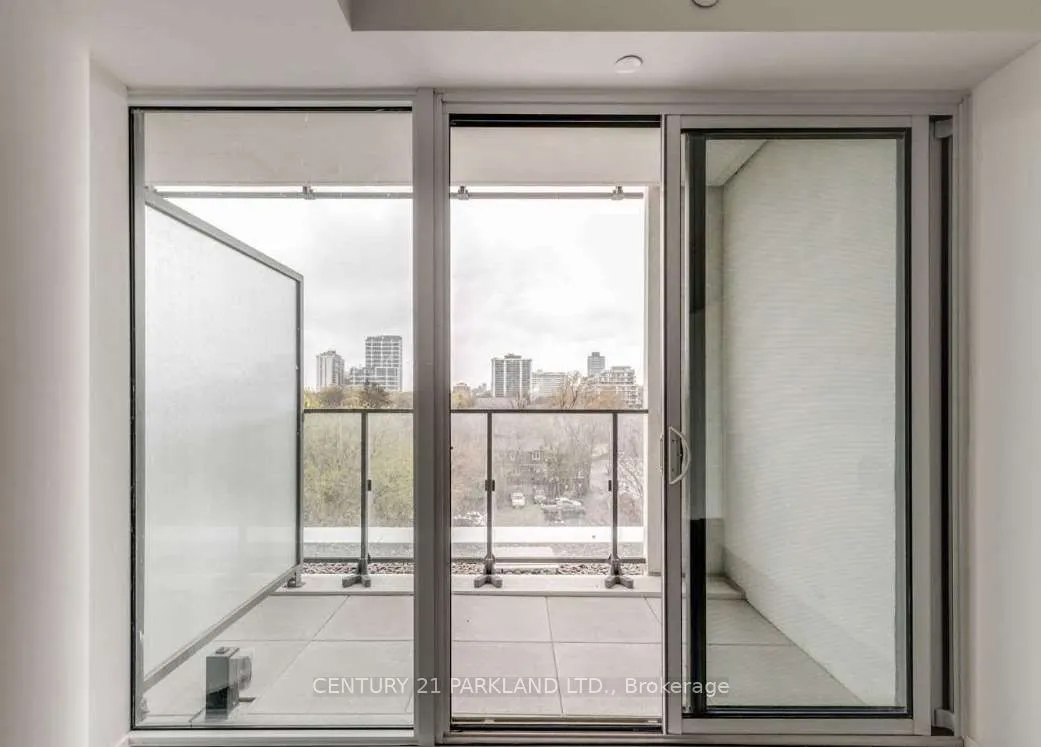 8 Hillsdale Avenue E, #632
