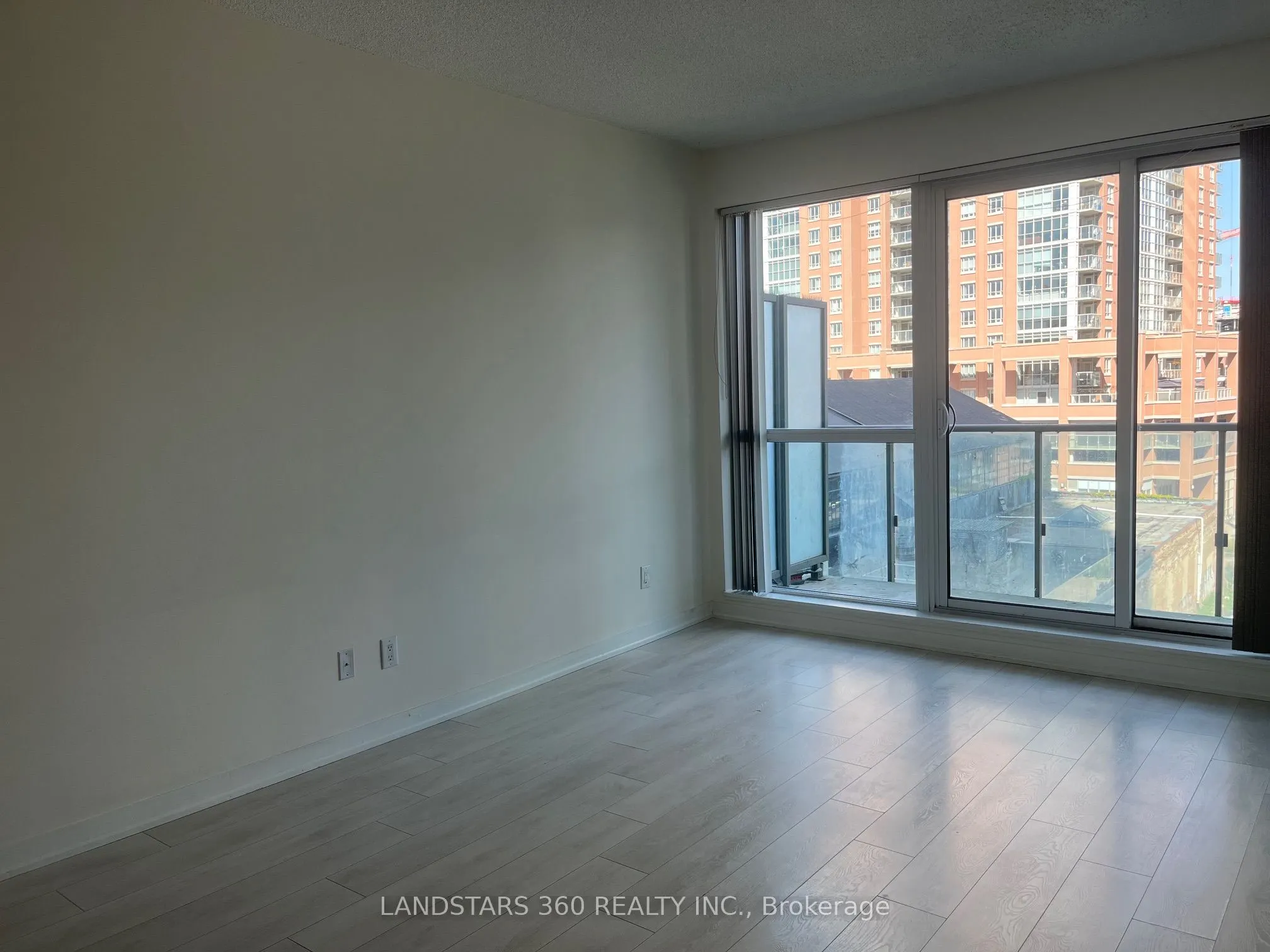 150 East Liberty Street, #502